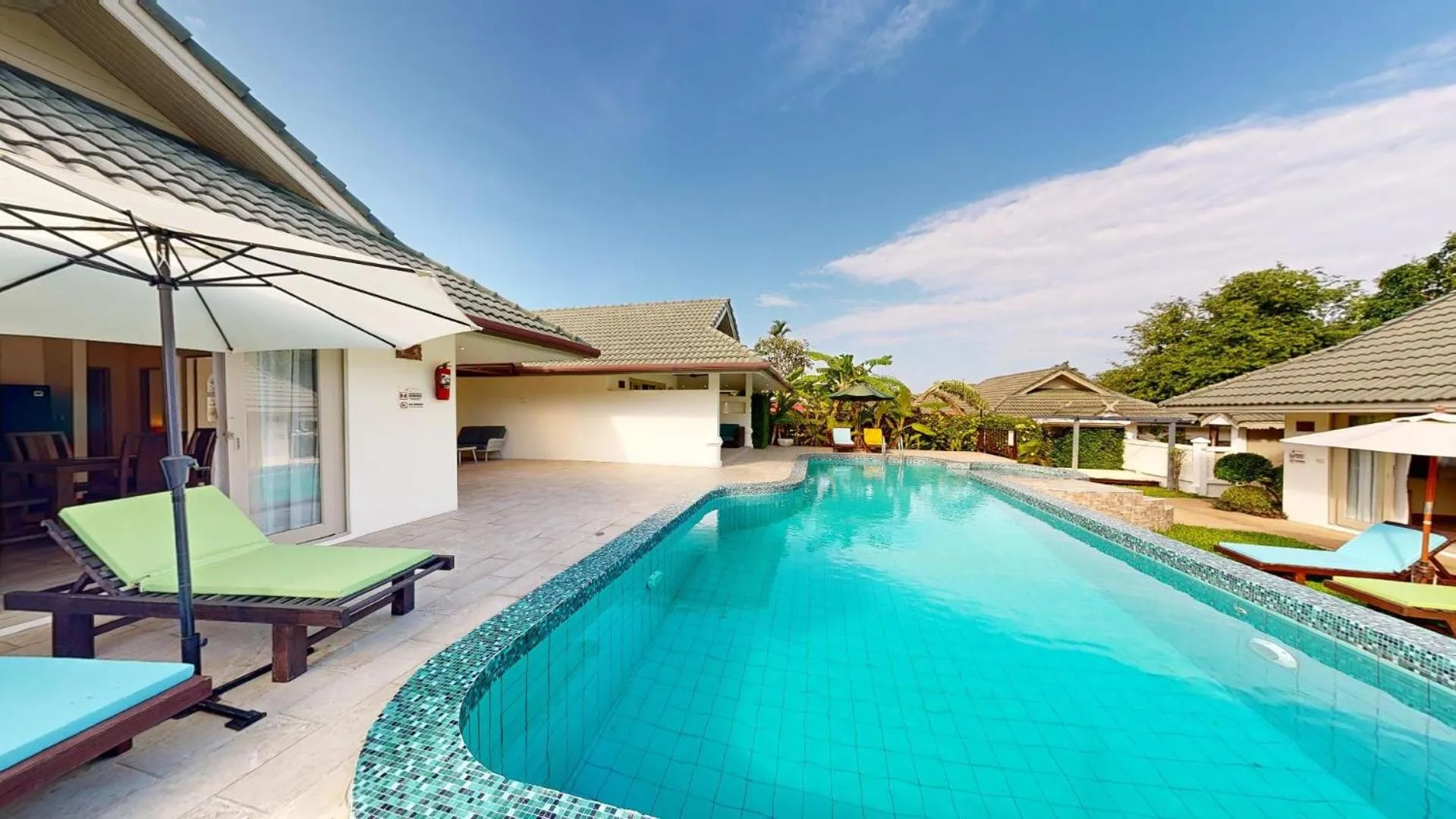 Swimming pool in Idyllic Samui Beach Villa Resort