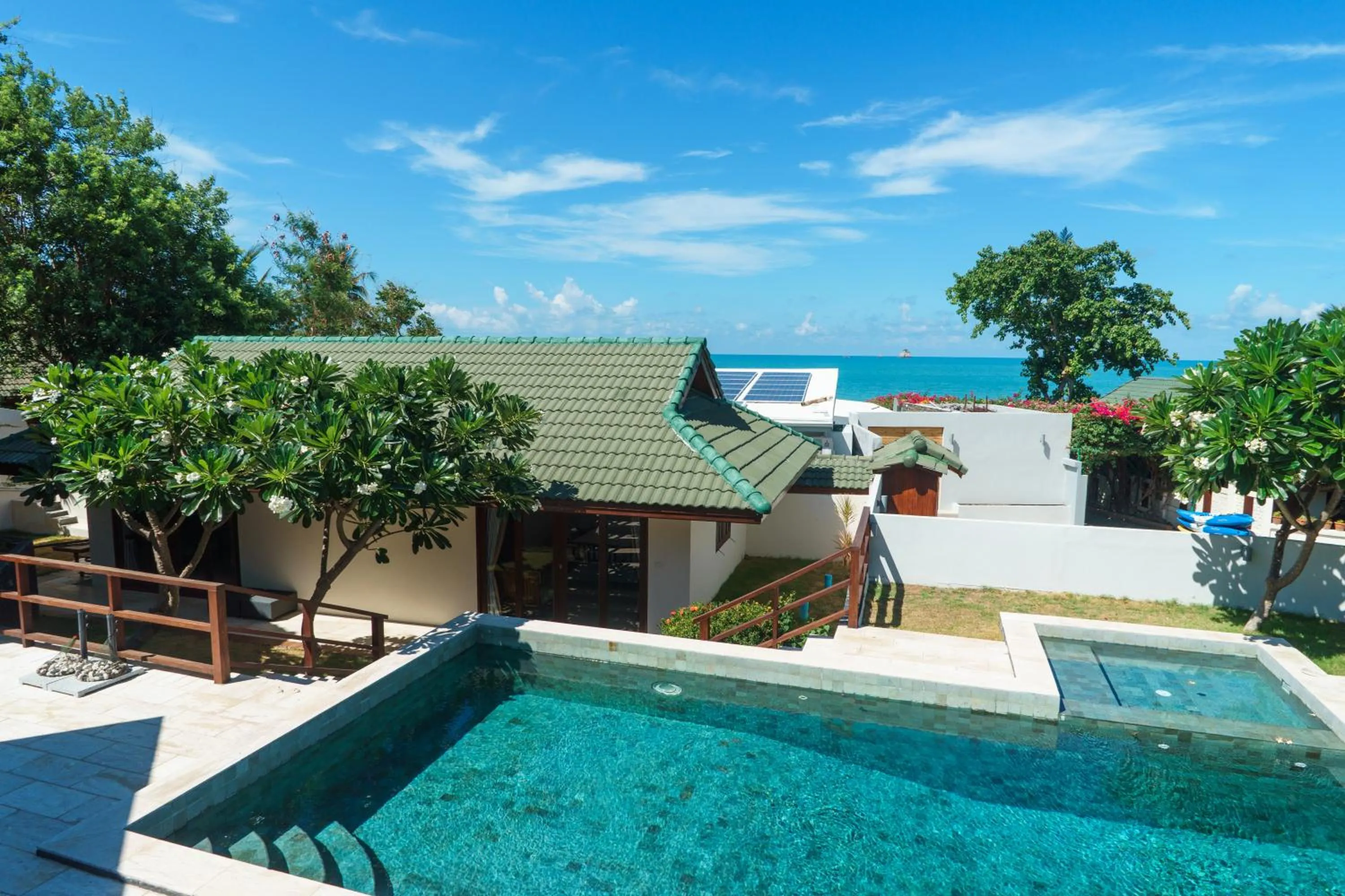 Day in Idyllic Samui Beach Villa Resort