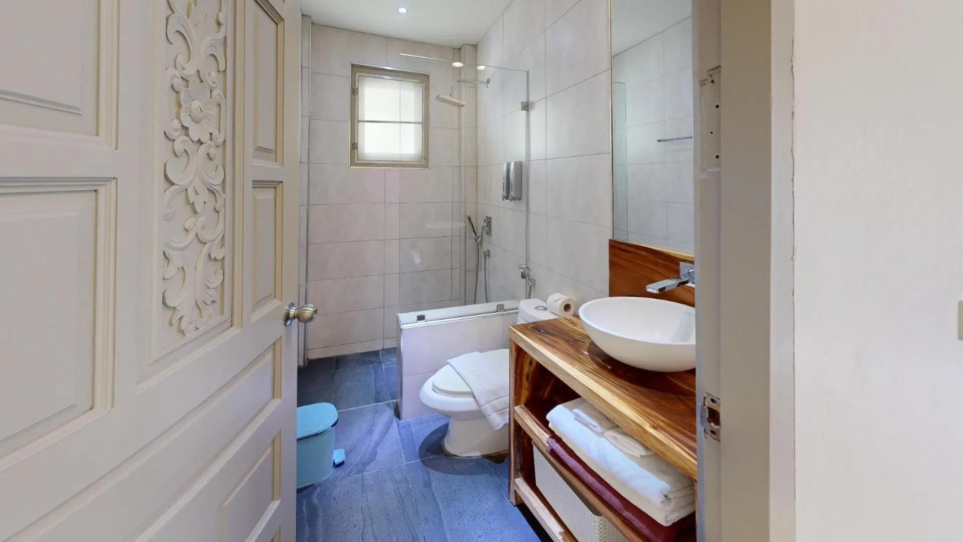 Bathroom in Idyllic Samui Beach Villa Resort