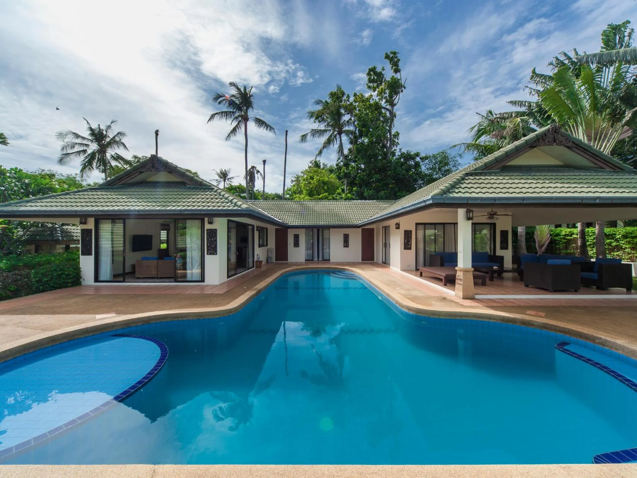 Swimming pool in Idyllic Samui Beach Villa Resort