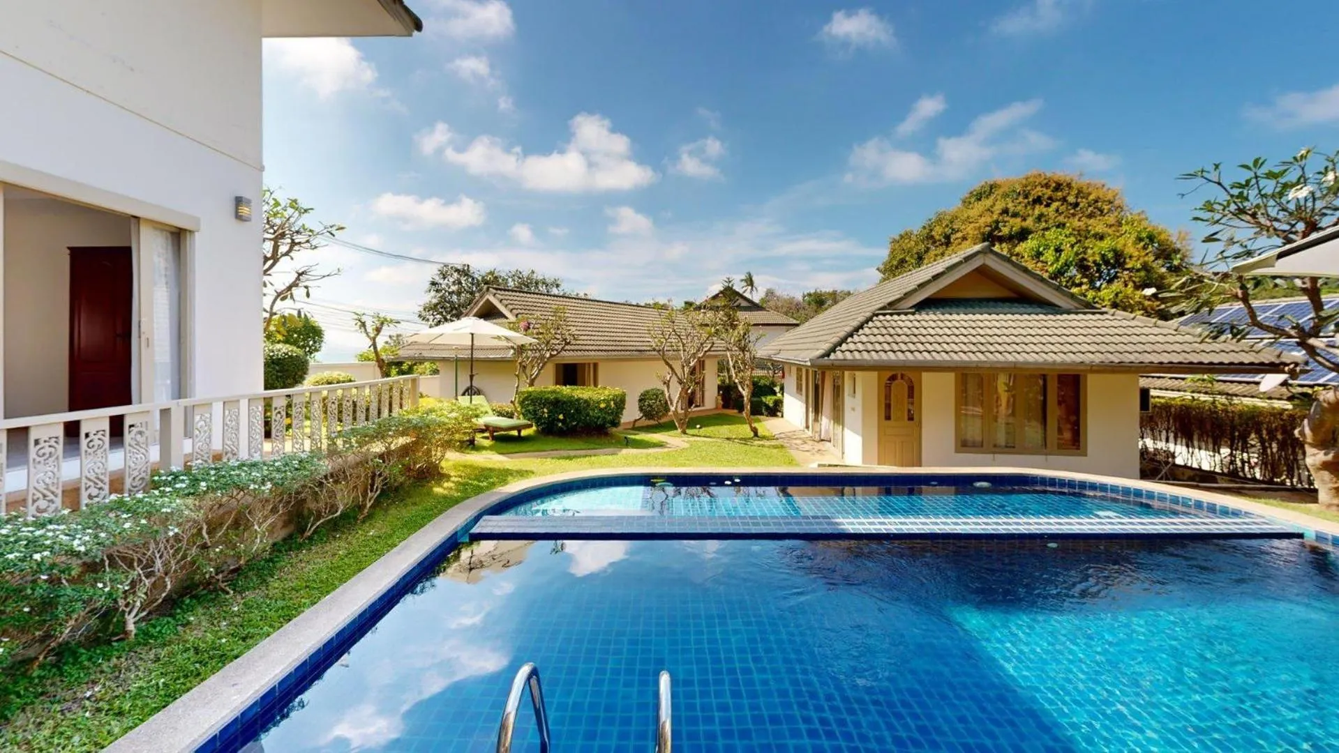 Swimming pool in Idyllic Samui Beach Villa Resort