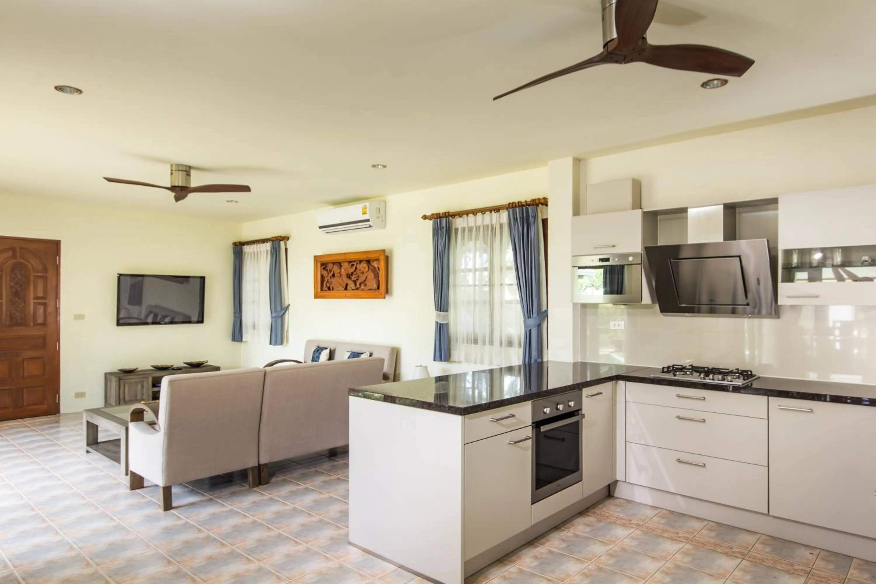 Photo of the whole room in Idyllic Samui Beach Villa Resort