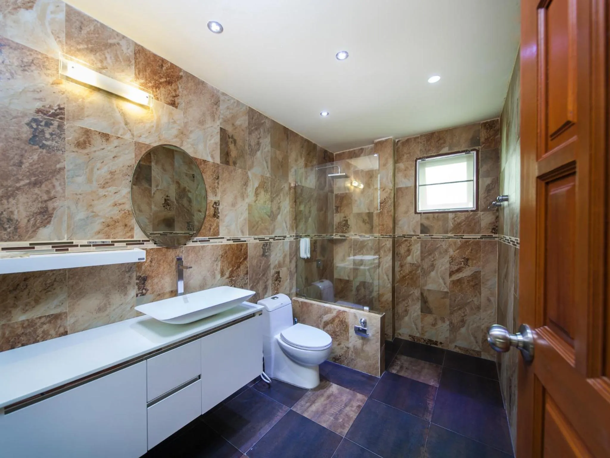 Bathroom in Idyllic Samui Beach Villa Resort