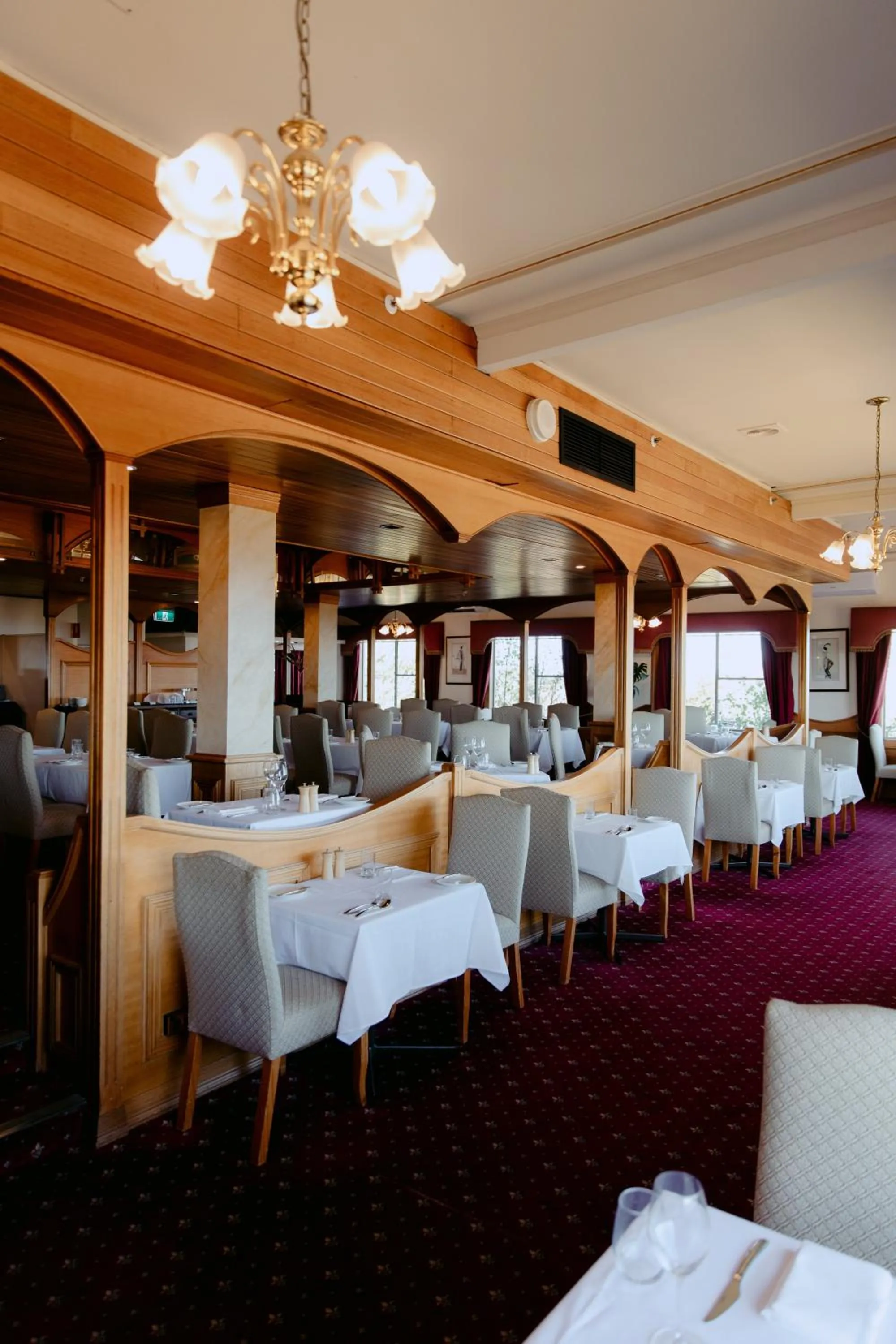 Restaurant/places to eat in Mountain Heritage Hotel