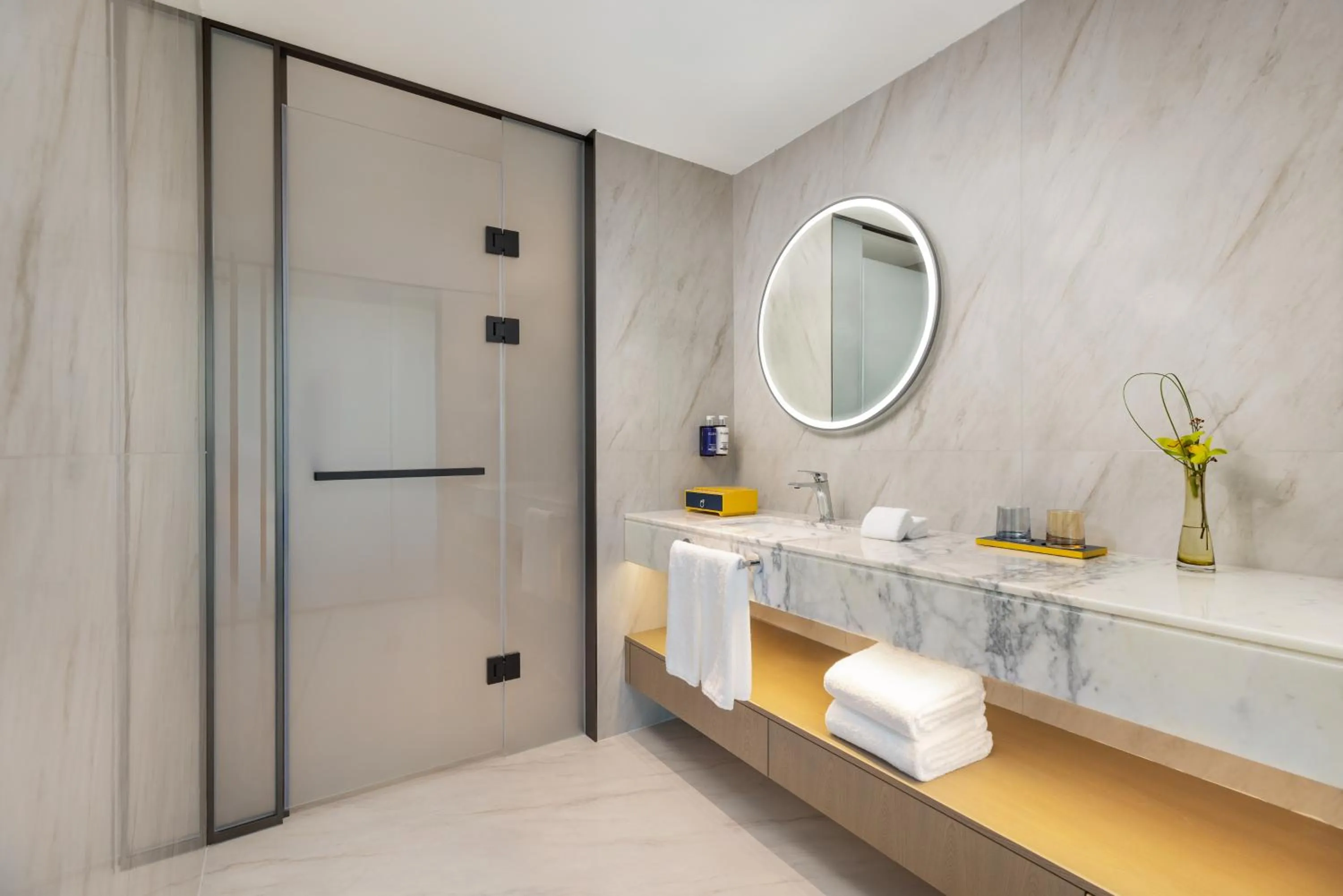 voco Suzhou Guanqian Street by IHG