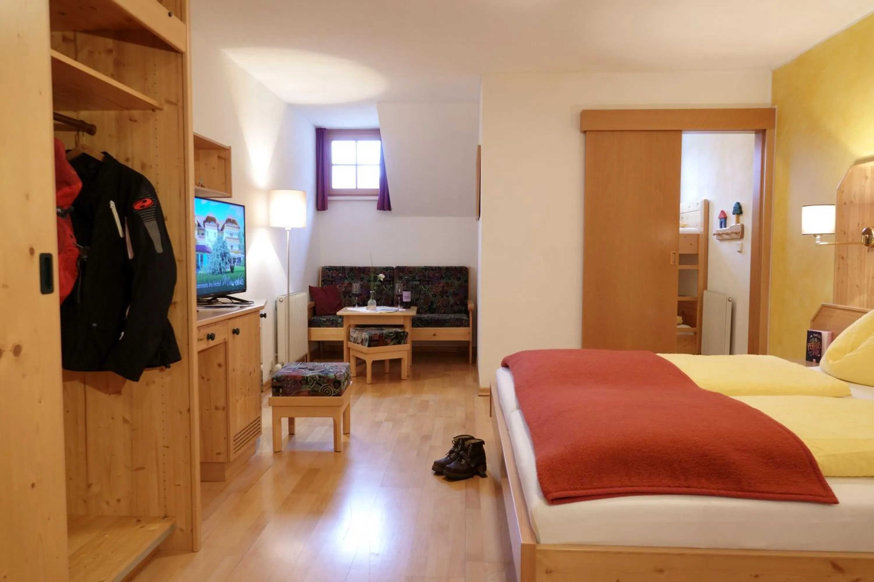 Bed in Hotel Malteinerhof