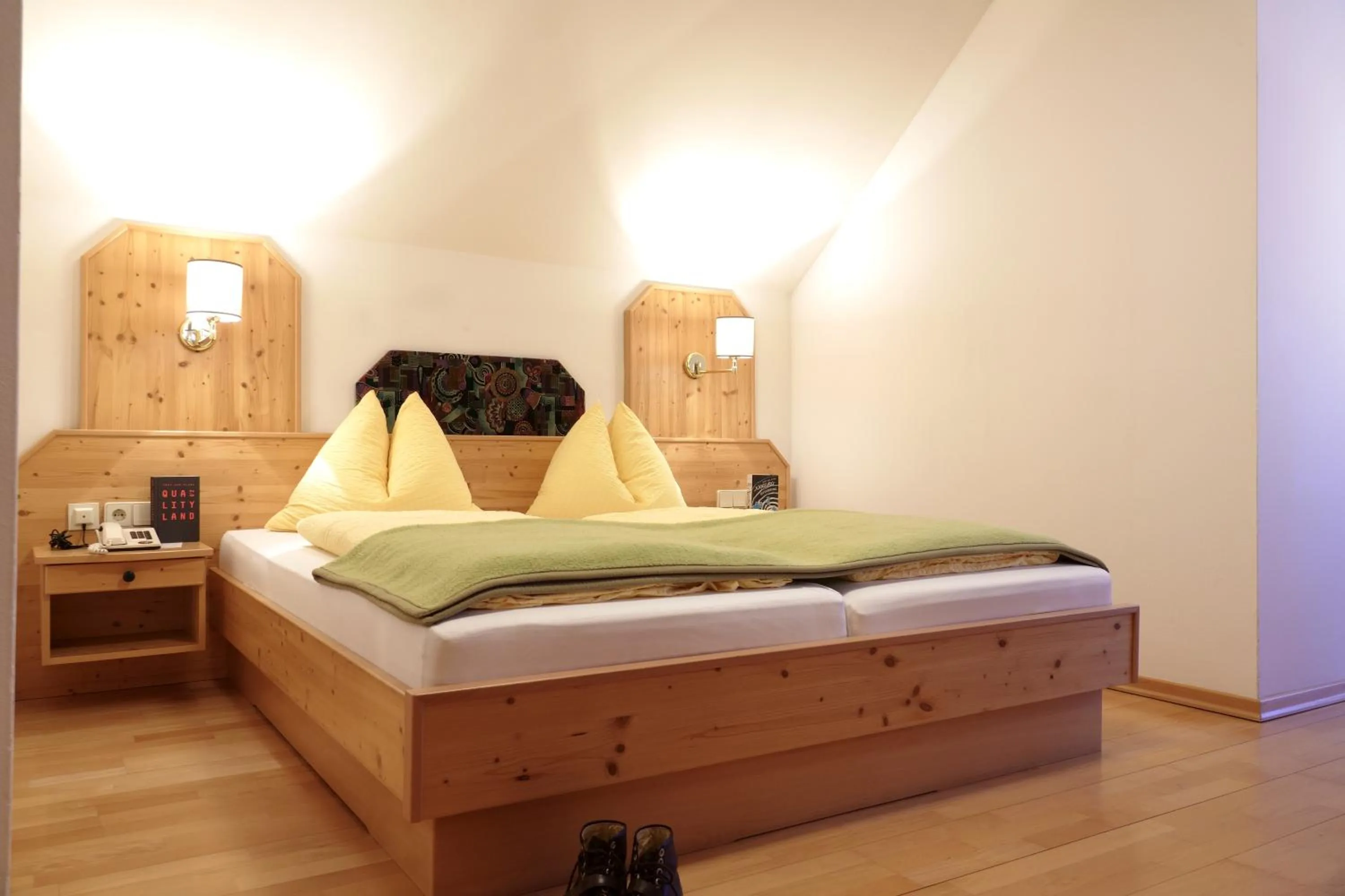 Bed in Hotel Malteinerhof