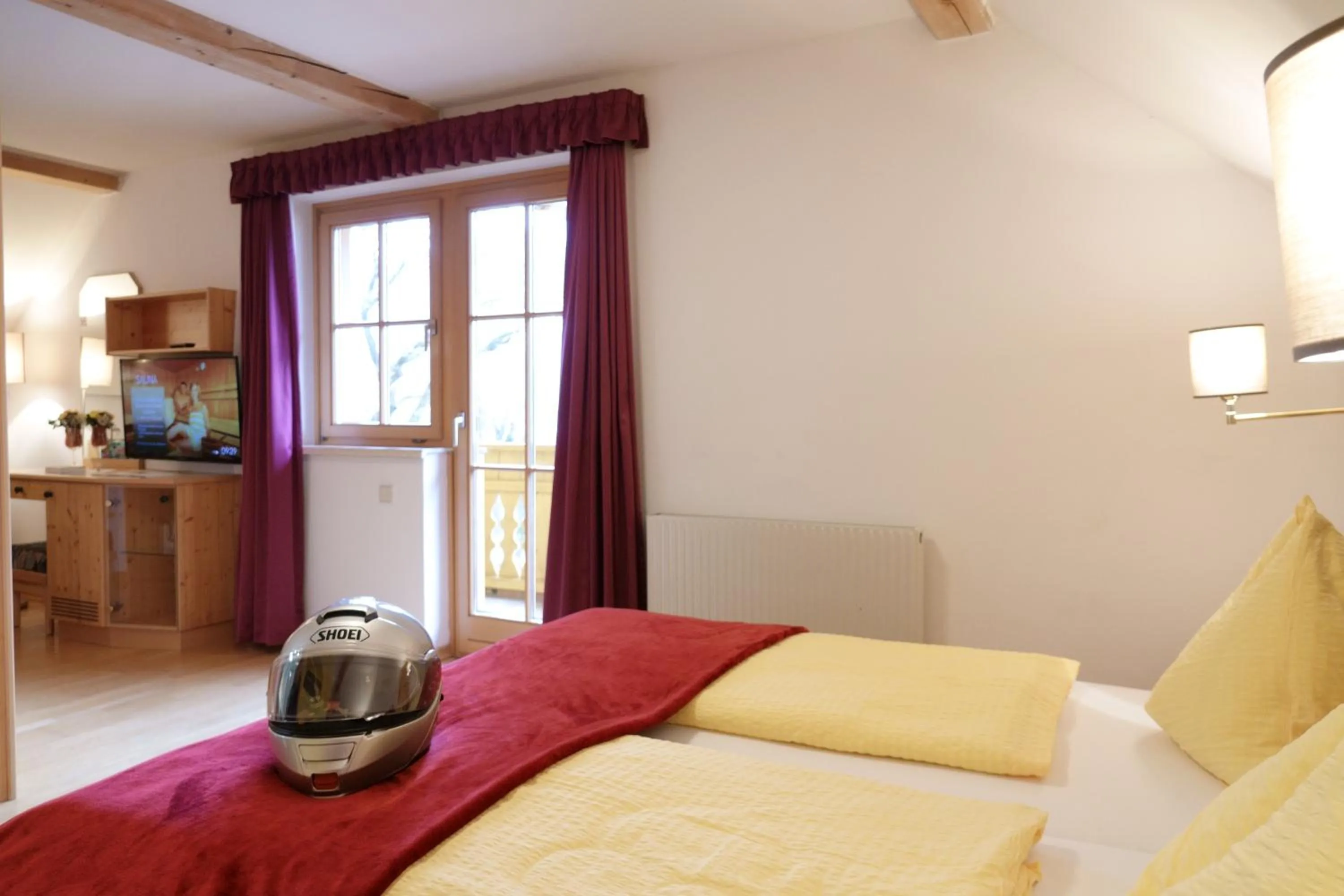 Bed in Hotel Malteinerhof