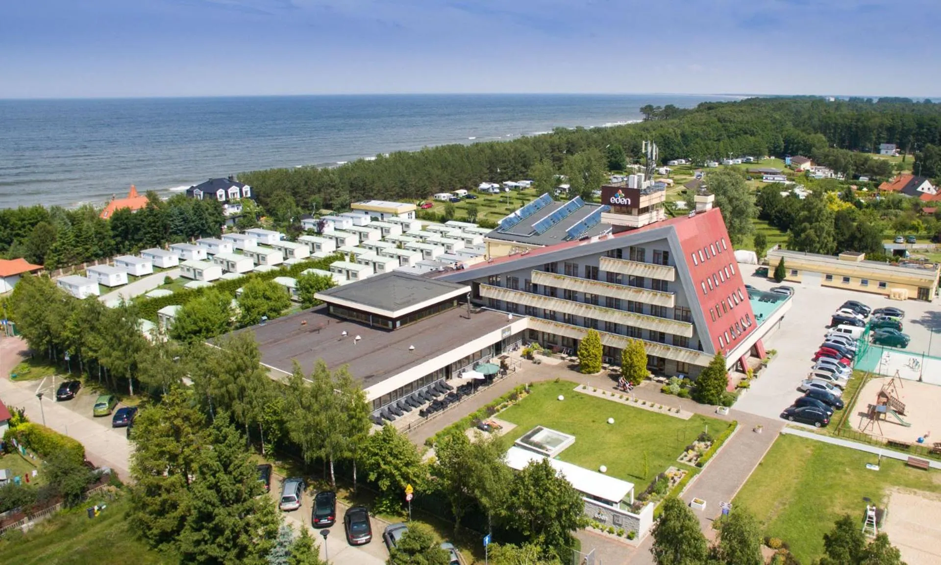 Property building in Domki Holenderskie Eden Resort & Spa