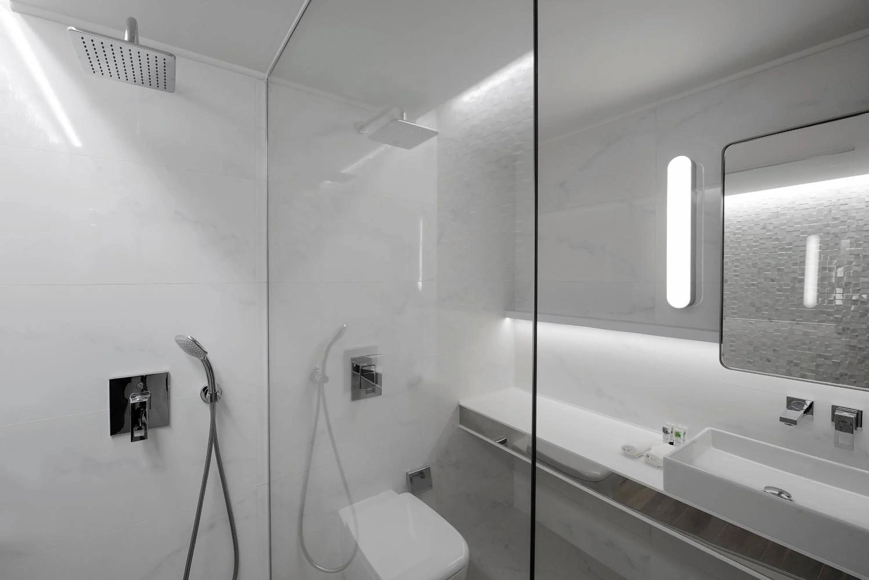 Bathroom in Evridiki