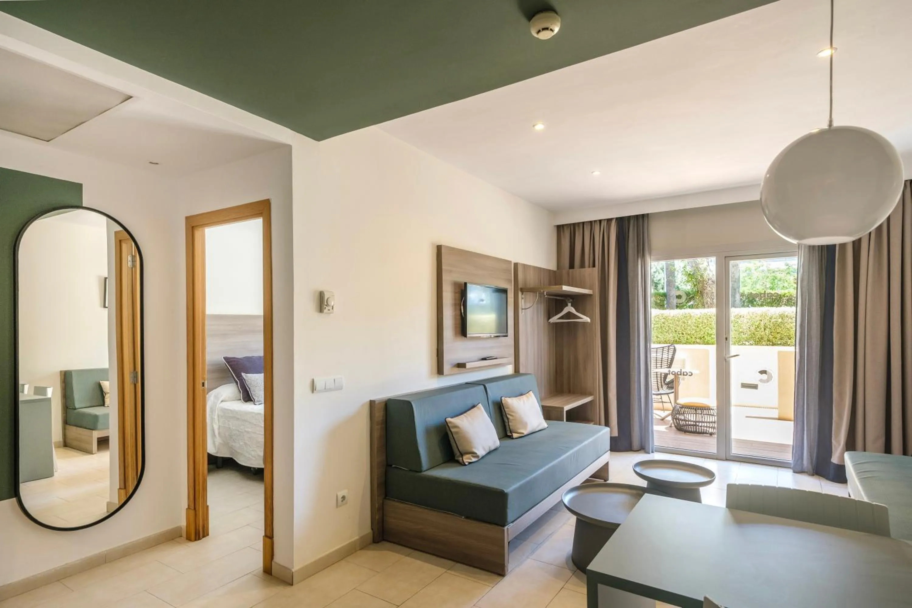 Living room, Bed in Cabot Tres Torres Apartamentos