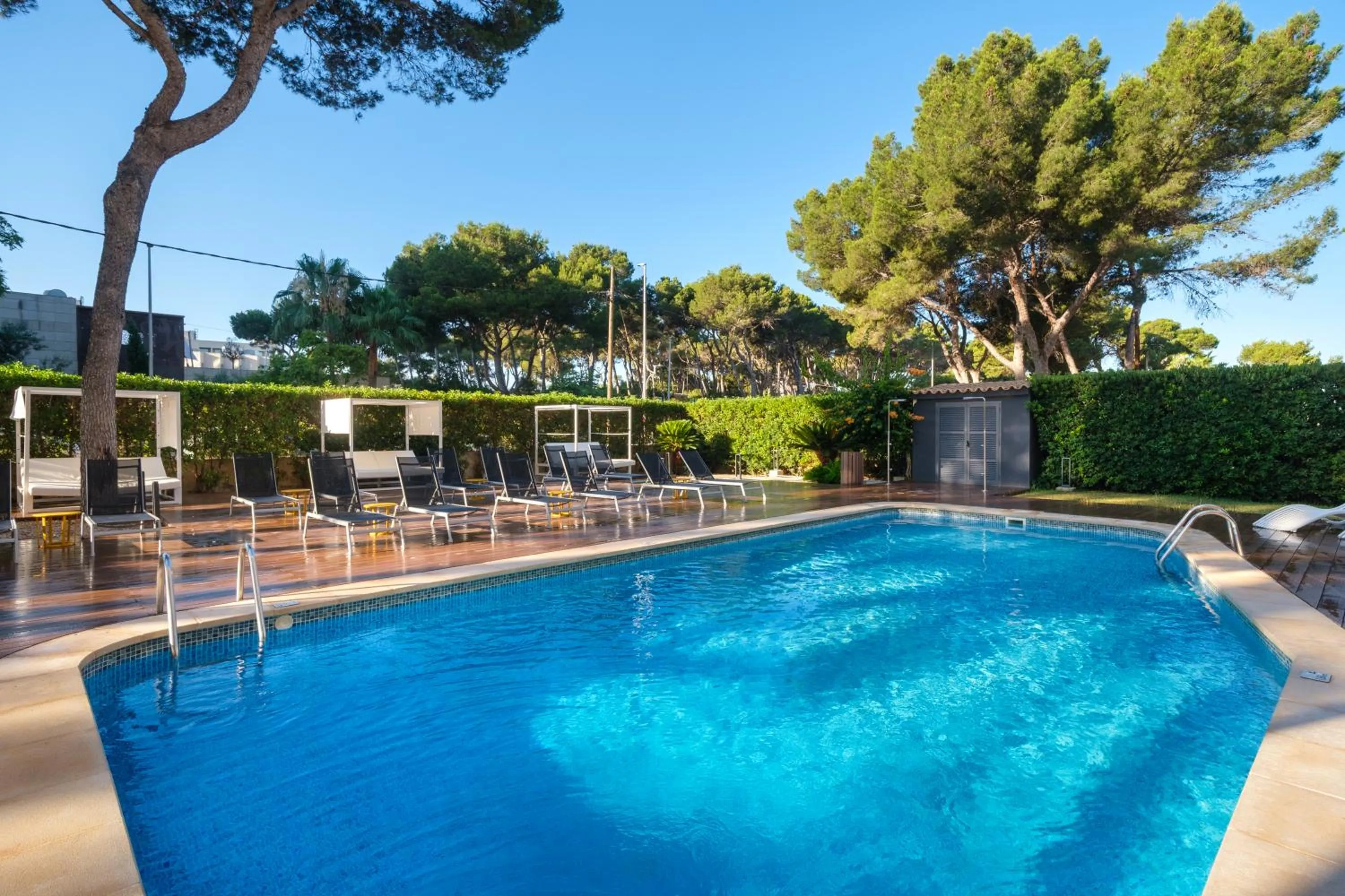 Swimming pool in Cabot Tres Torres Apartamentos