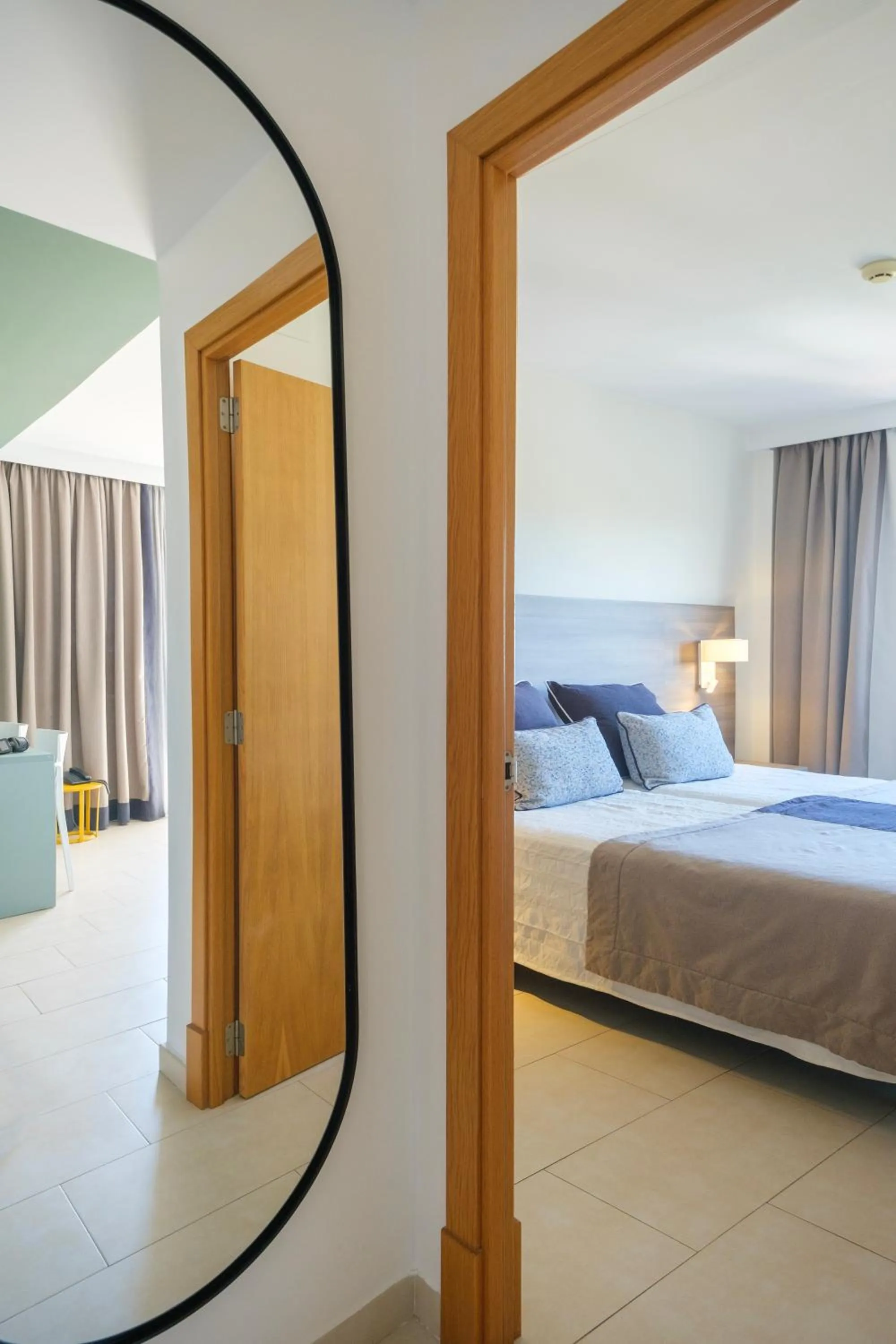 Photo of the whole room, Bed in Cabot Tres Torres Apartamentos