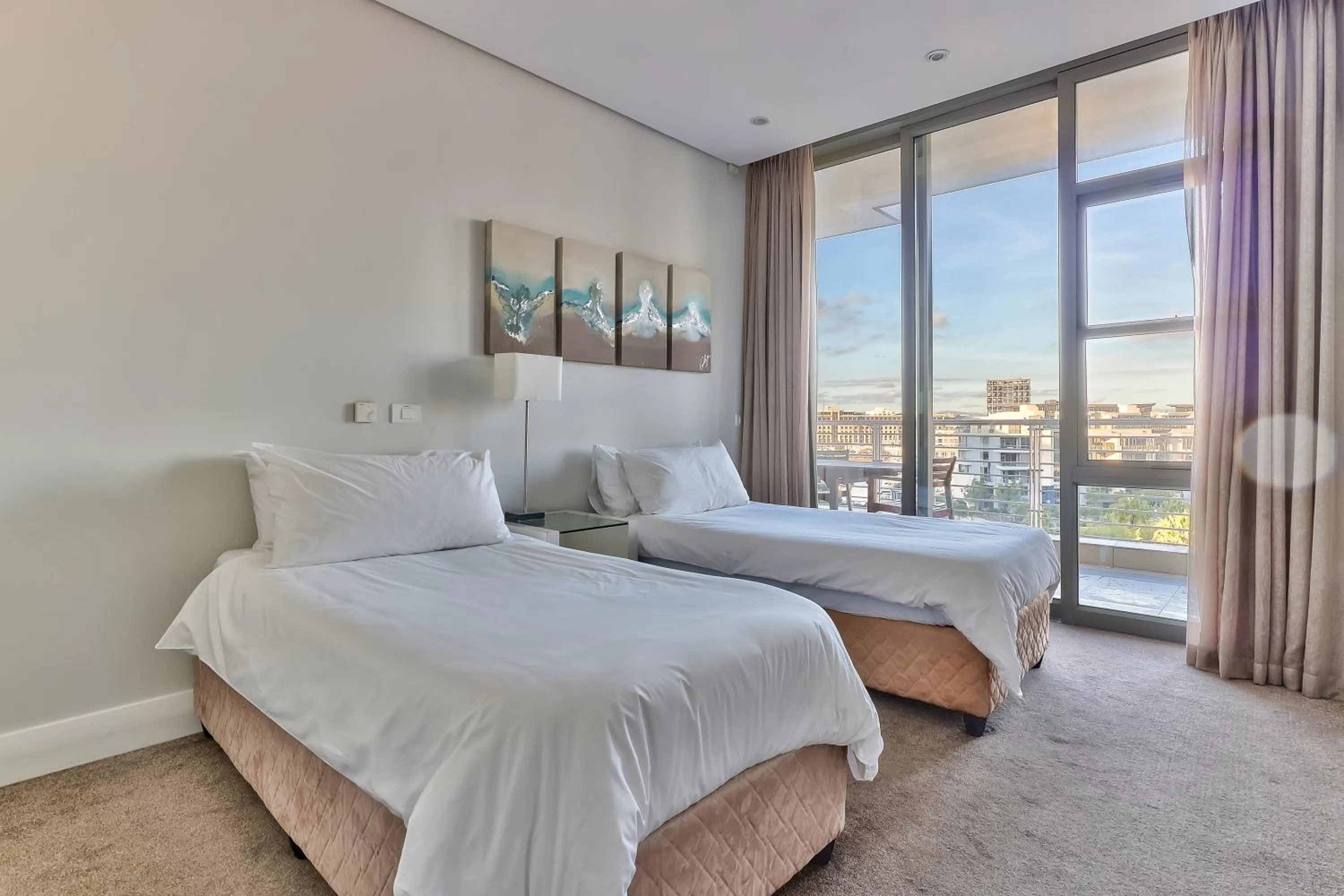 Bedroom, Bed in Lawhill Luxury Apartments - V & A Waterfront