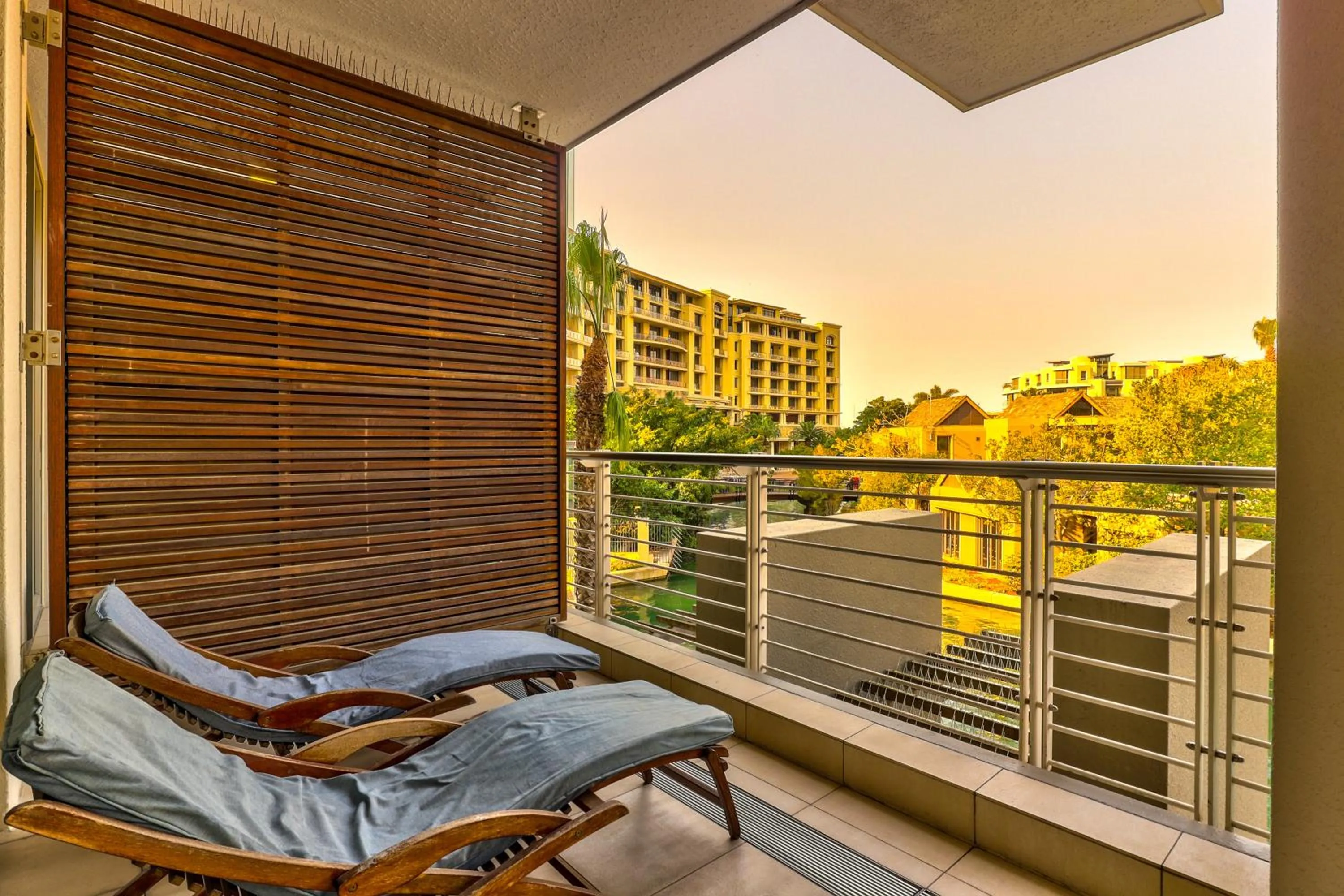 Balcony/Terrace in Lawhill Luxury Apartments - V & A Waterfront