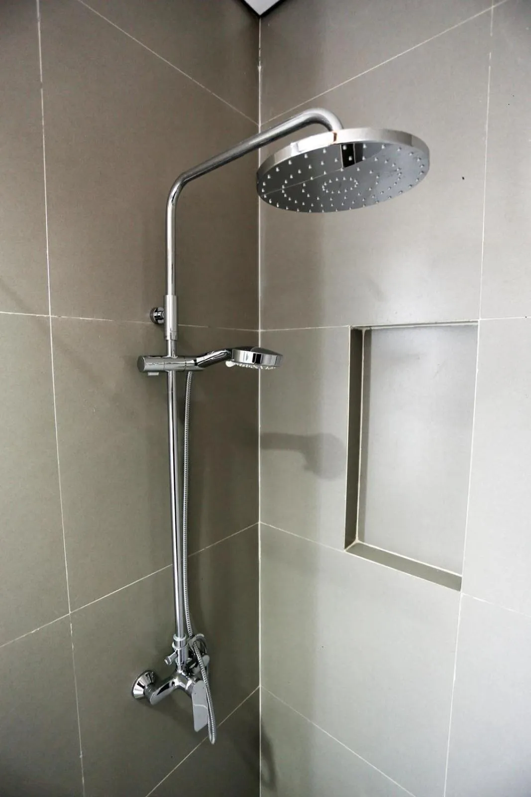 Shower in M Suite