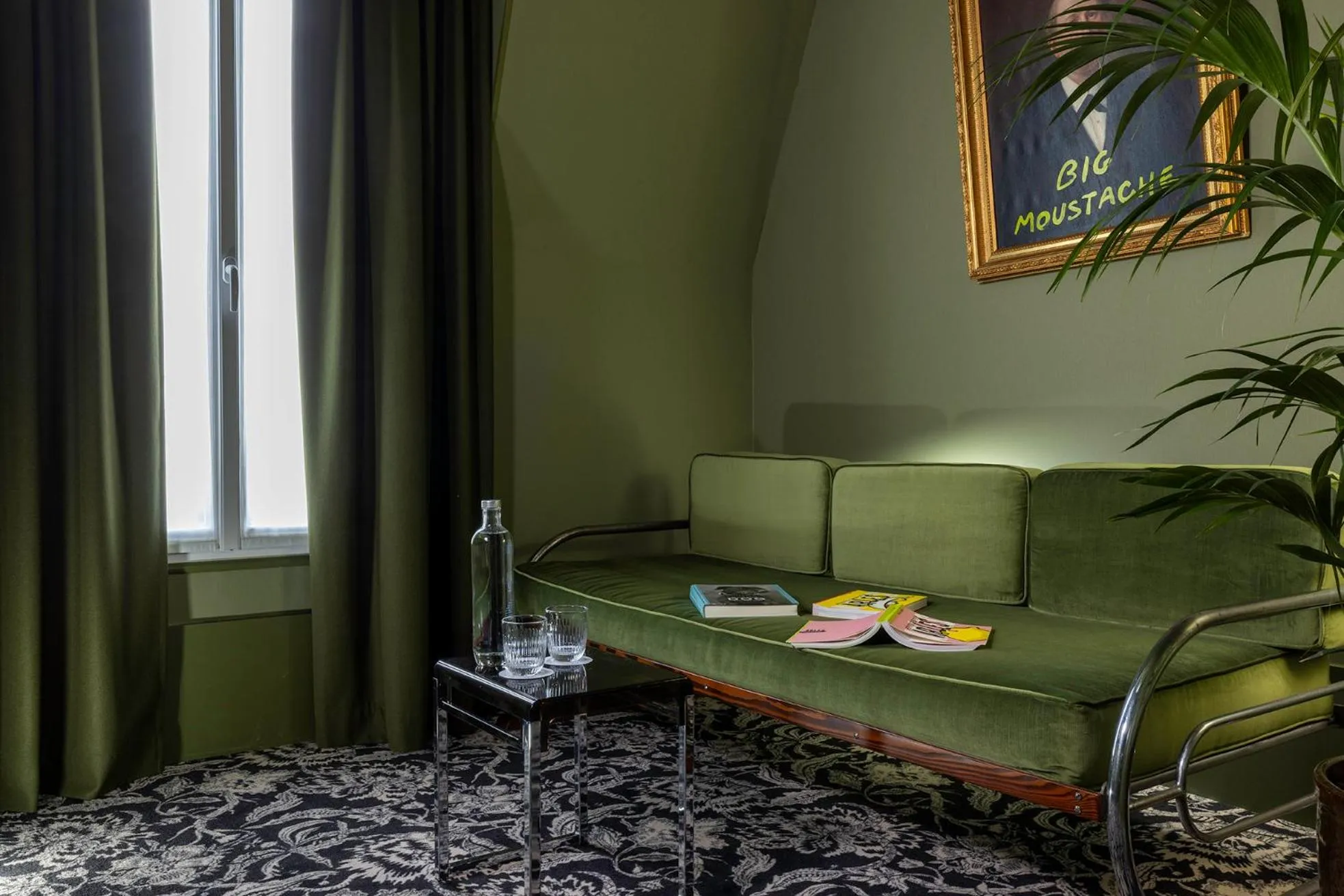 Seating area in Hôtel La Conversation