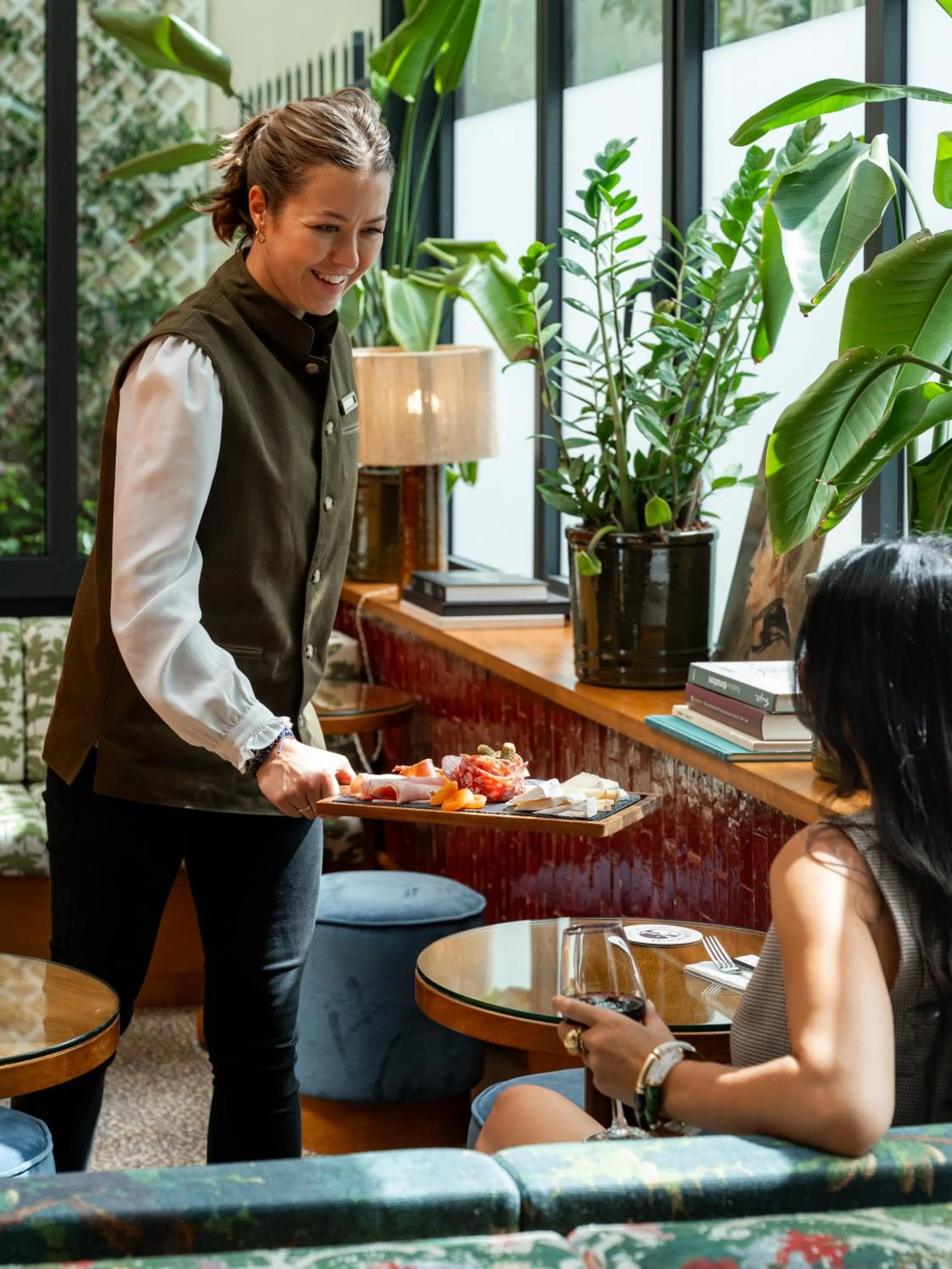 Restaurant/places to eat in Hôtel La Conversation