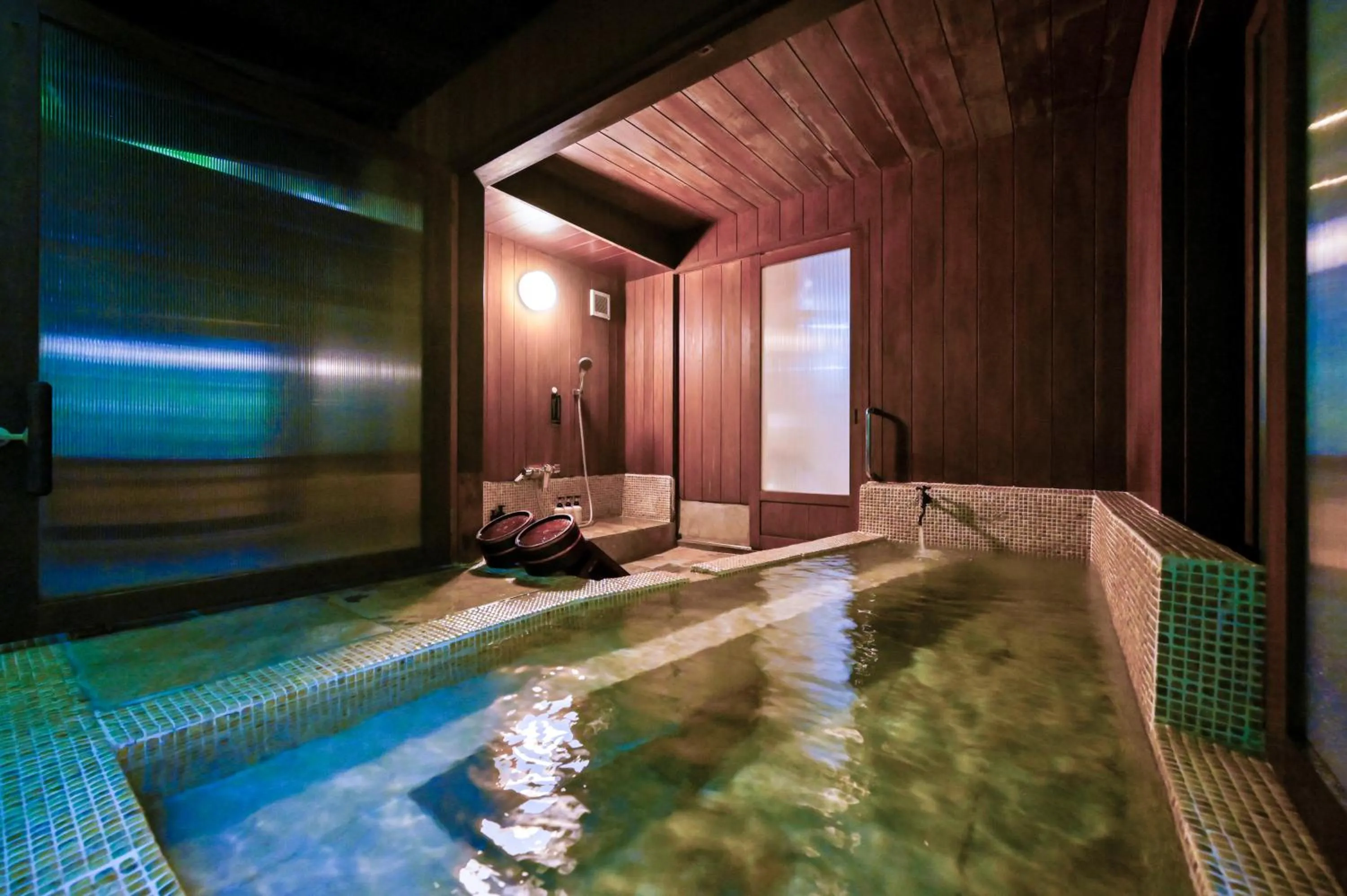 Open Air Bath in Ikkoten