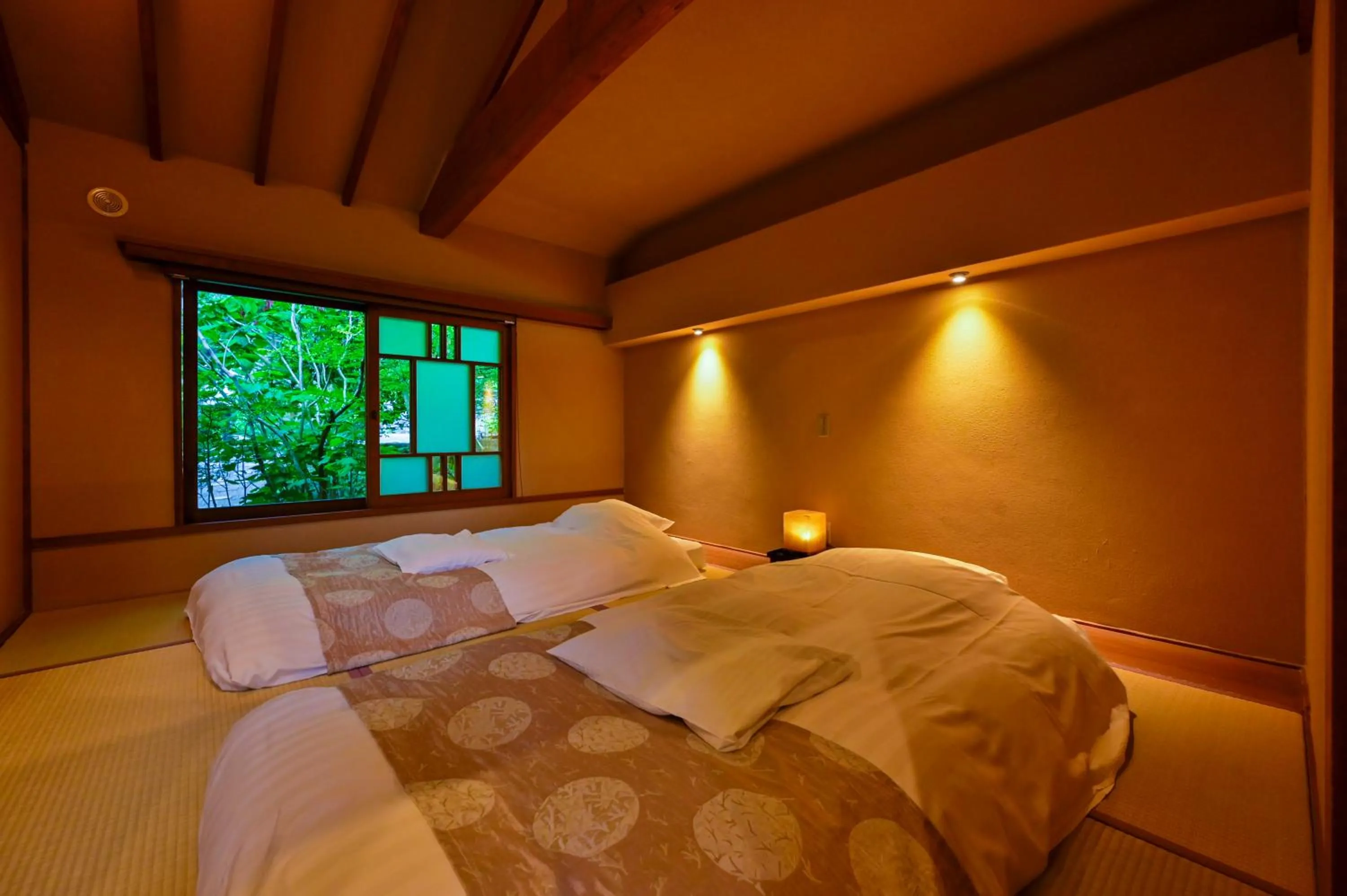 Bedroom, Bed in Ikkoten