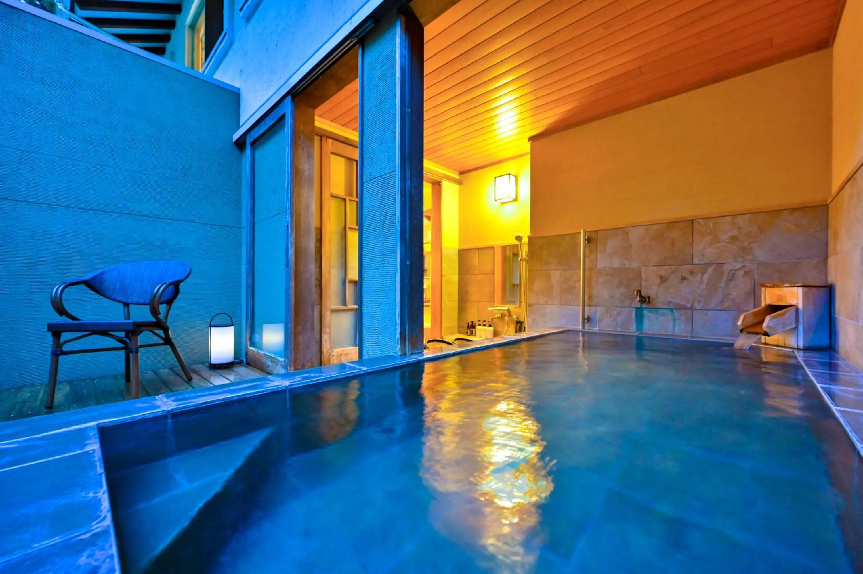 Open Air Bath in Ikkoten