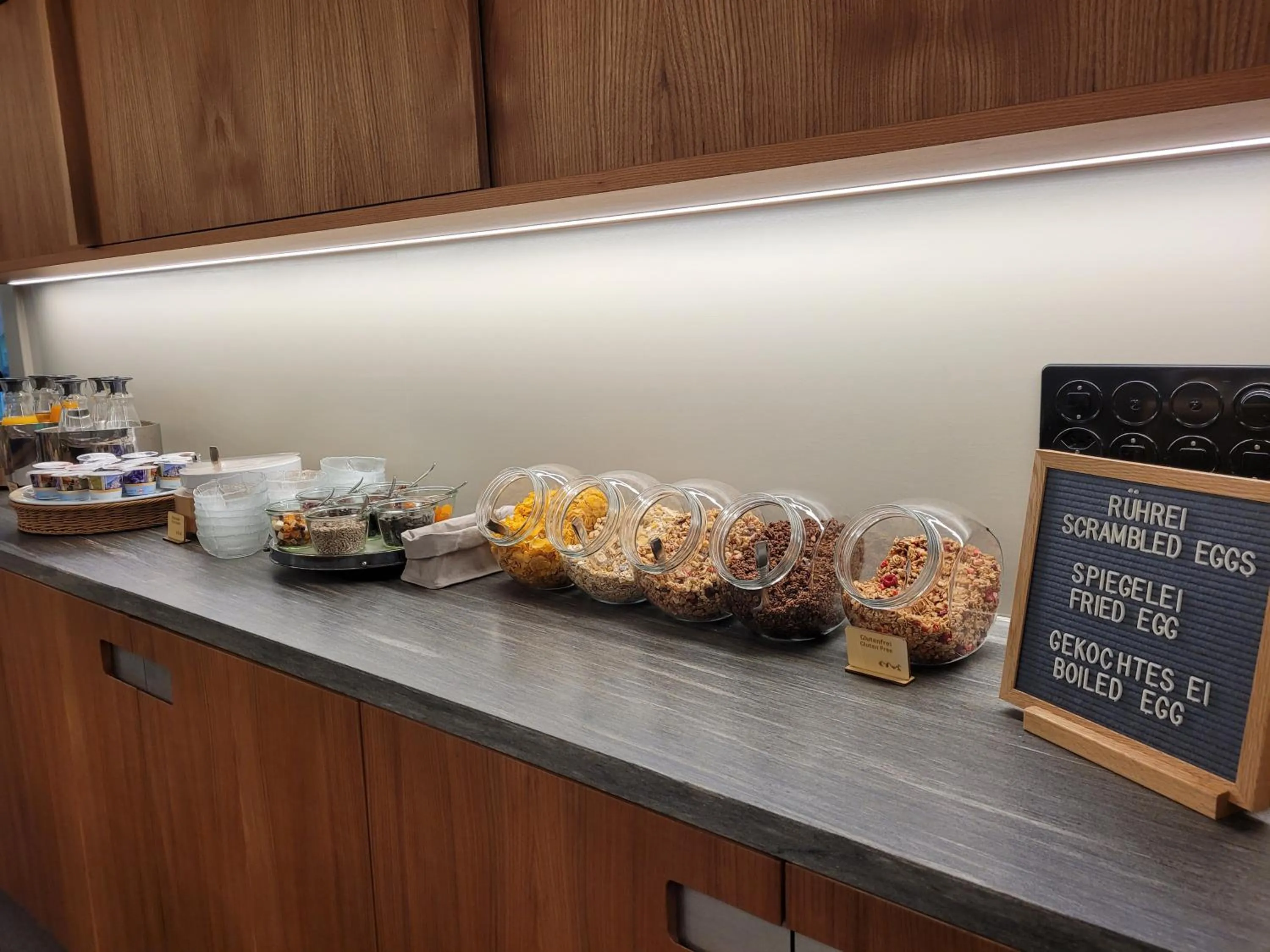 Breakfast in Hotel Alpenruhe - Vintage Design Hotel