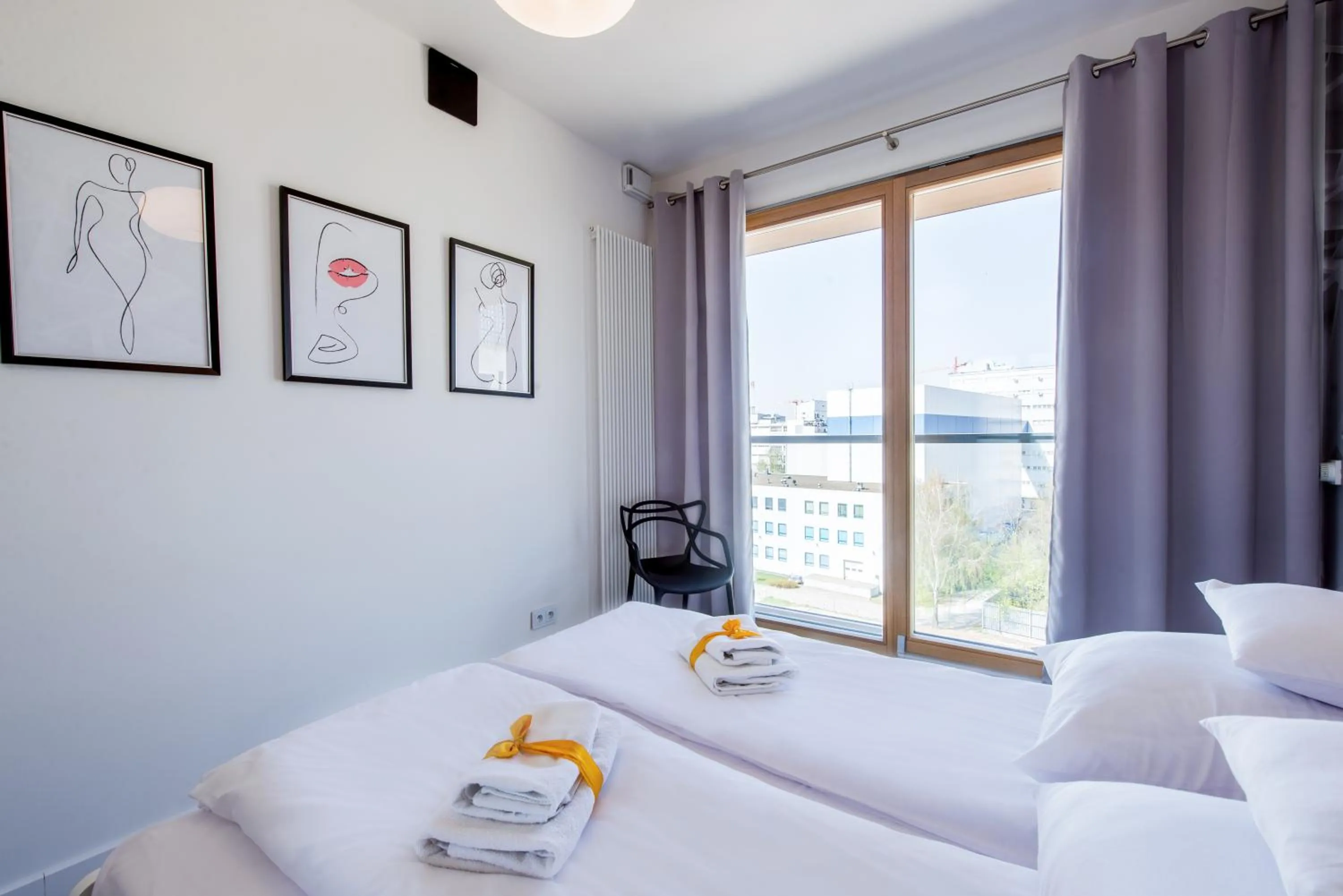 Bed in ApartHotel Kolejowa Apartamenty