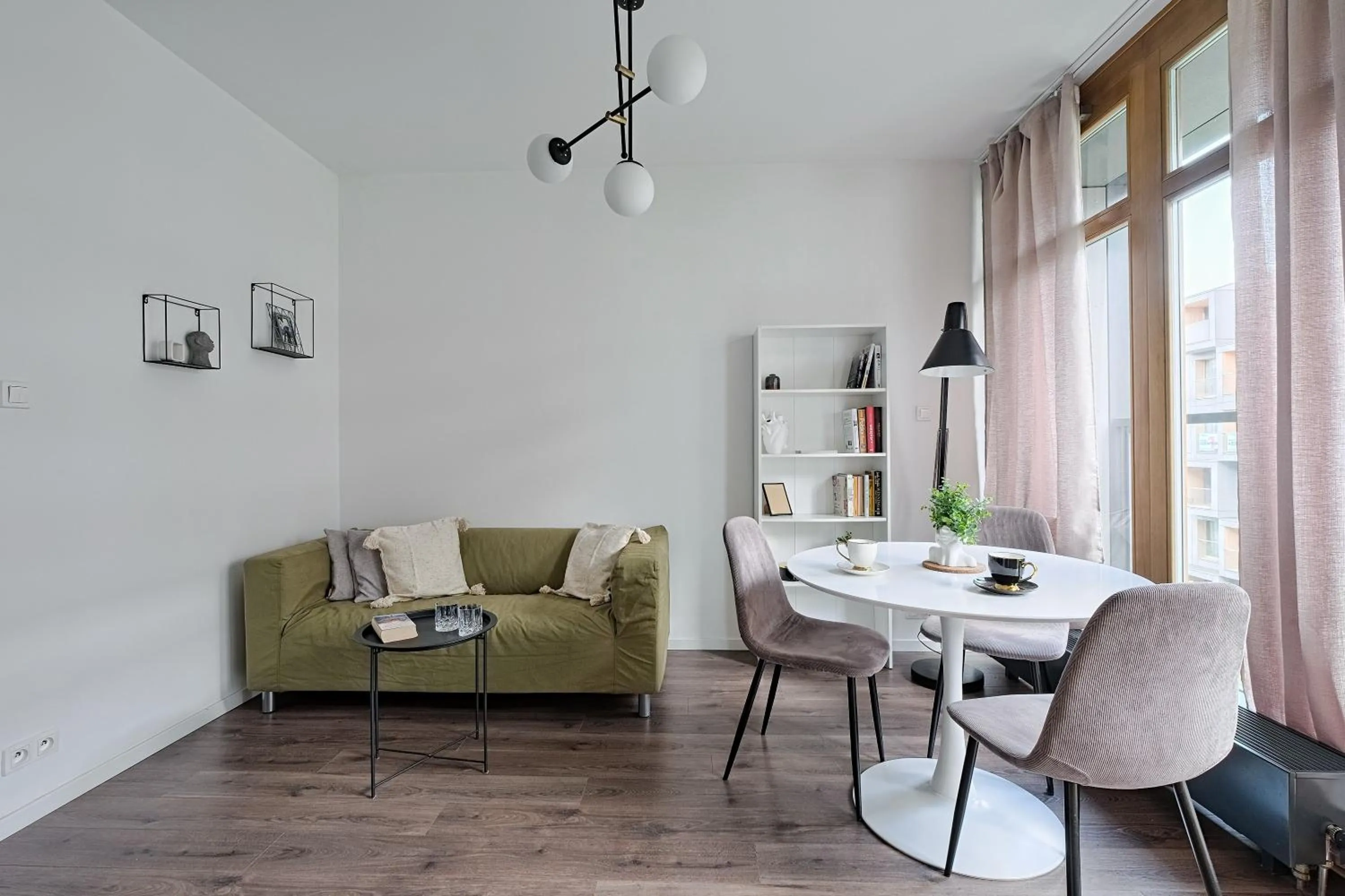 Living room in ApartHotel Kolejowa Apartamenty