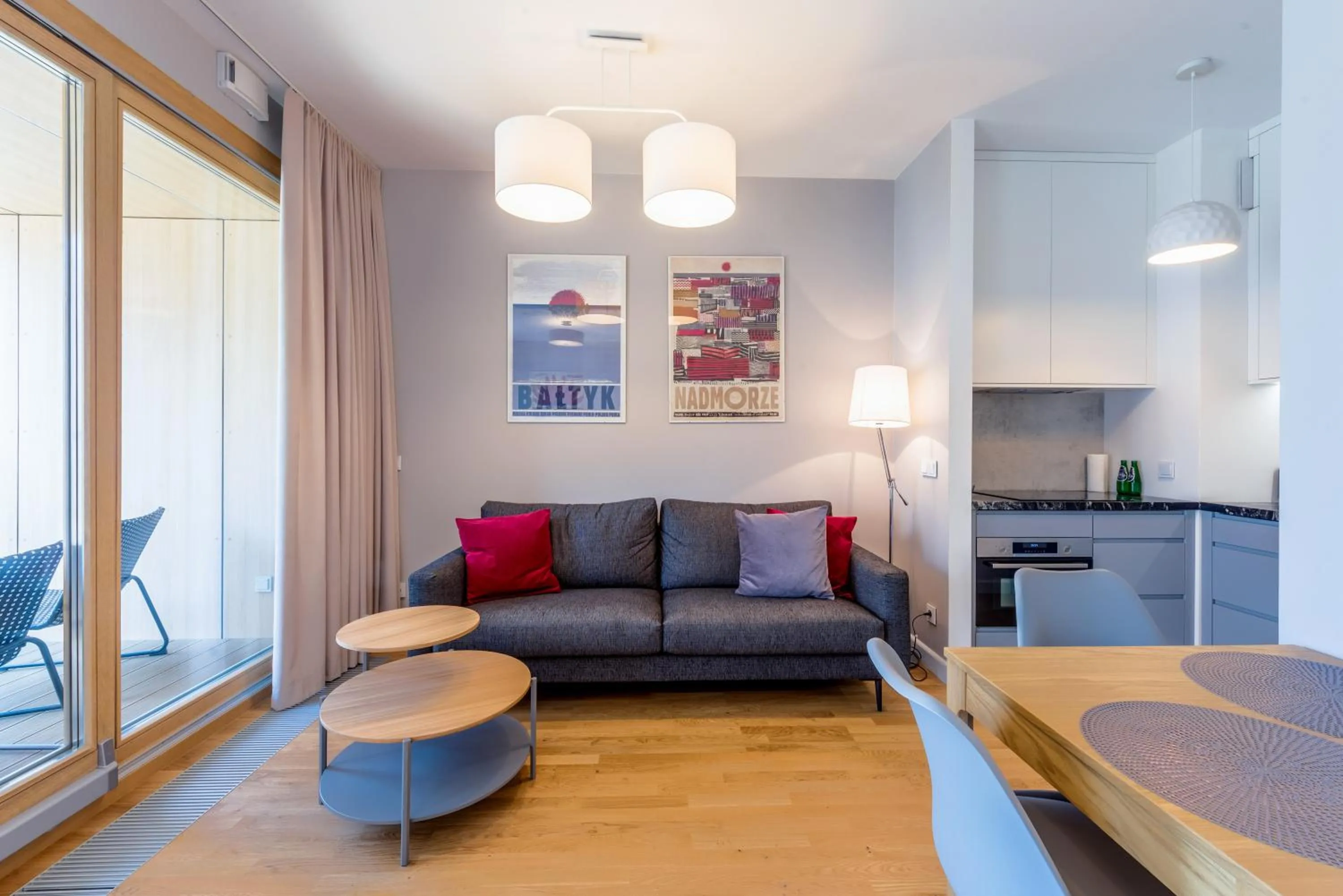 Seating area in ApartHotel Kolejowa Apartamenty