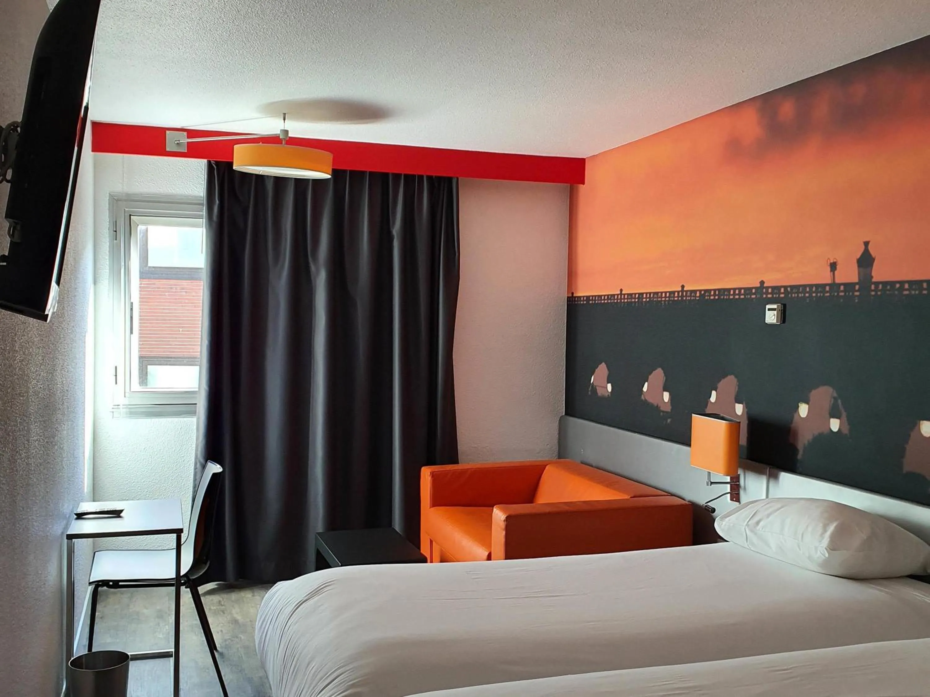 Bedroom, Bed in ibis Styles Paris Tolbiac Bibliotheque