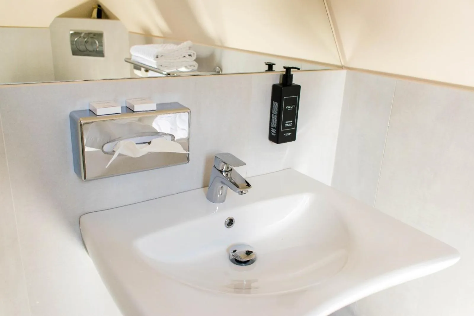 Bathroom in Hotel Gradina Morii