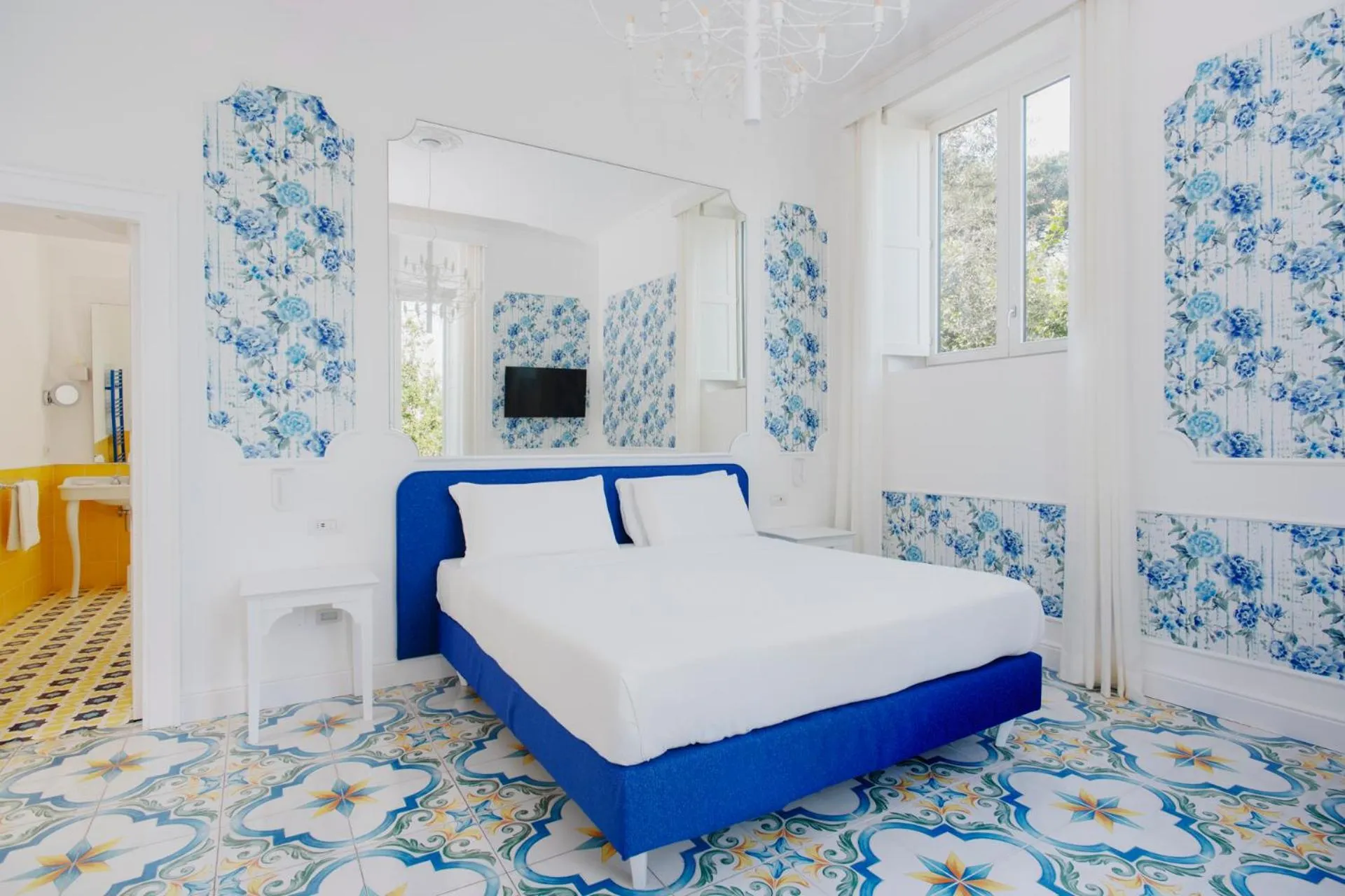 Bedroom, Bed in Relais Correale Rooms & Garden