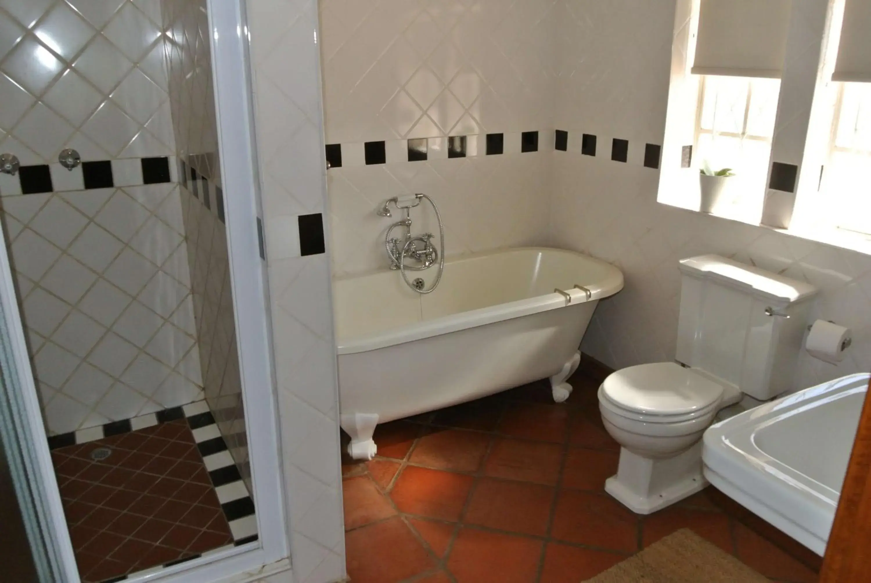 Queen Room with Garden View in Brooklyn Manor Queen Room with Garden View in Brooklyn Manor