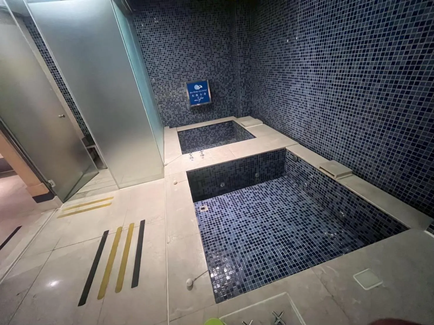 Her Home Spa Motel Chiayi