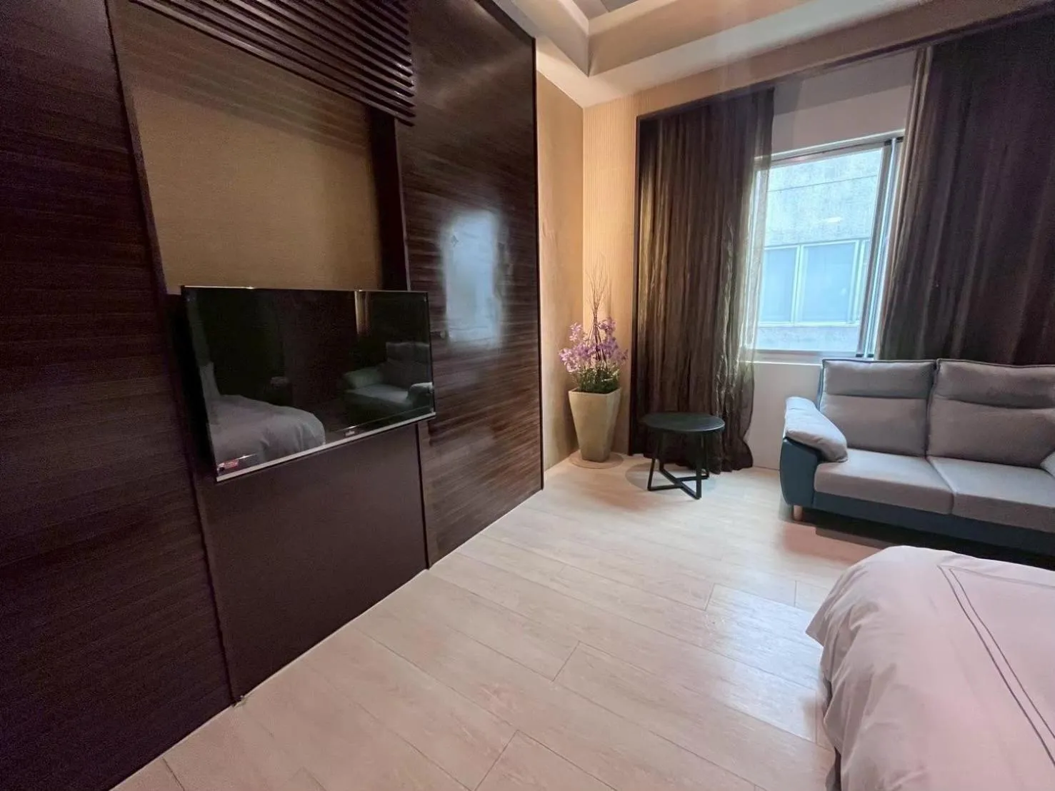 Her Home Spa Motel Chiayi