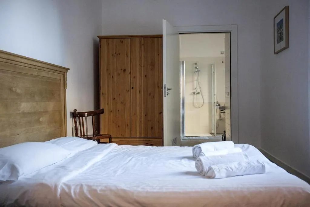 Bed in La Controra Hostel Naples