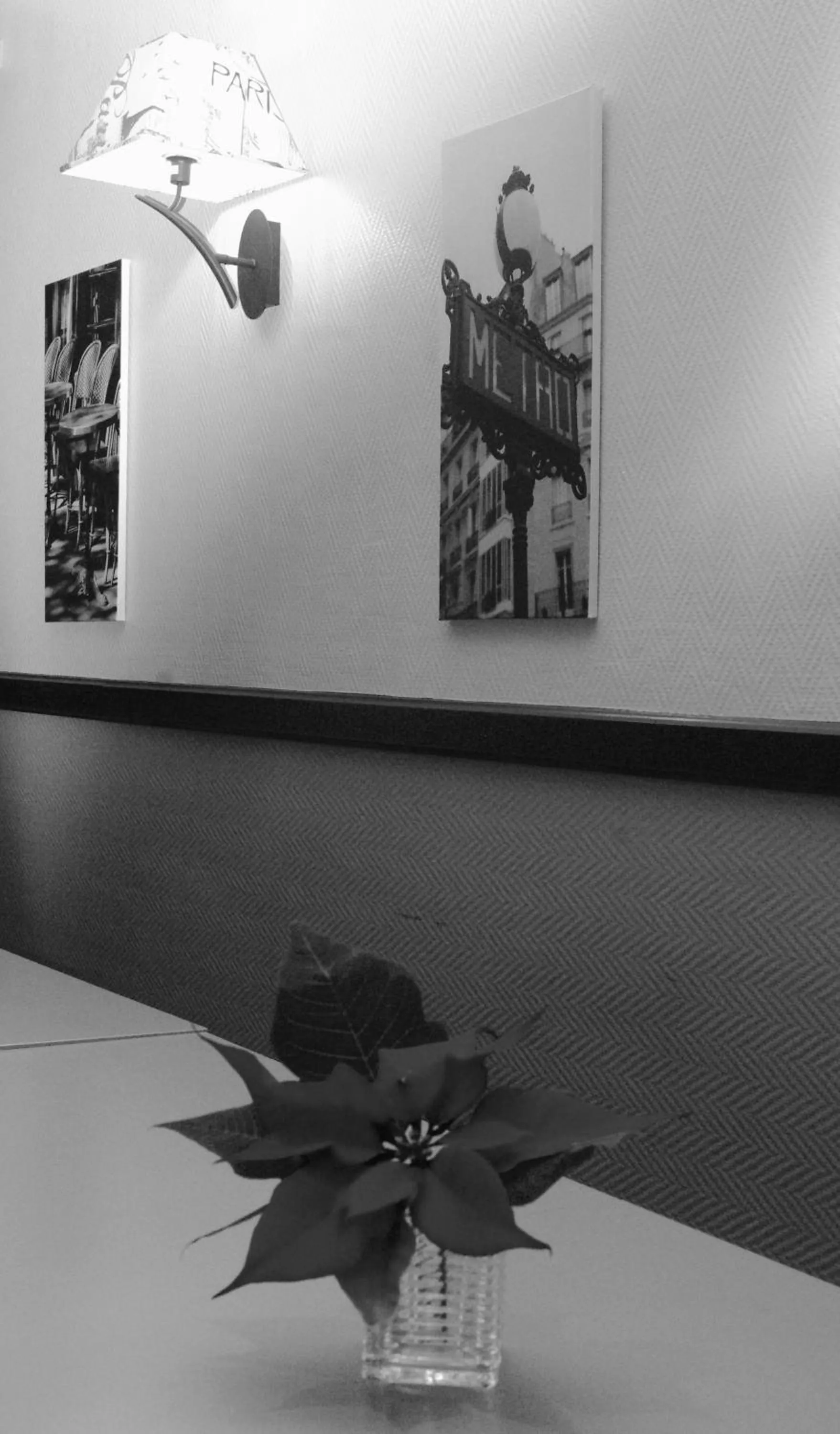 Property building in Hôtel De Paris