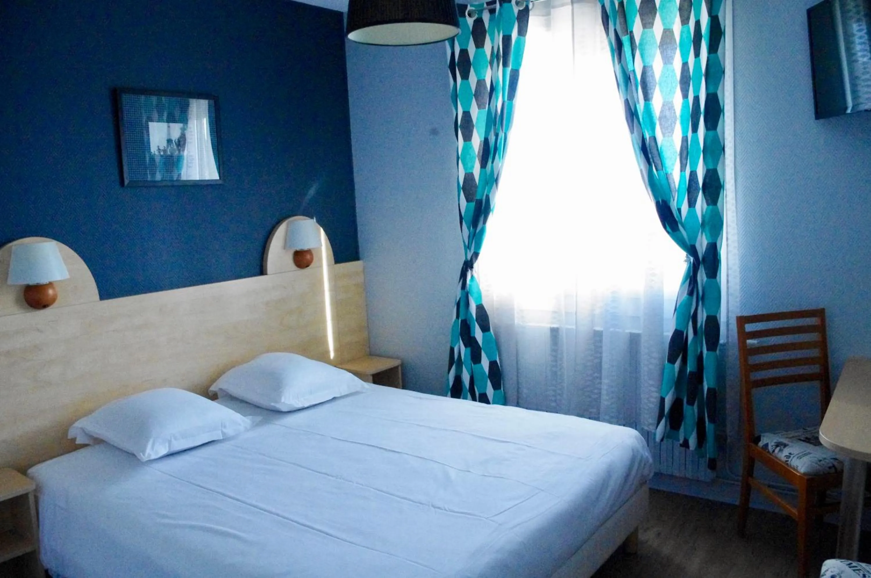 Bedroom, Bed in Hôtel De Paris