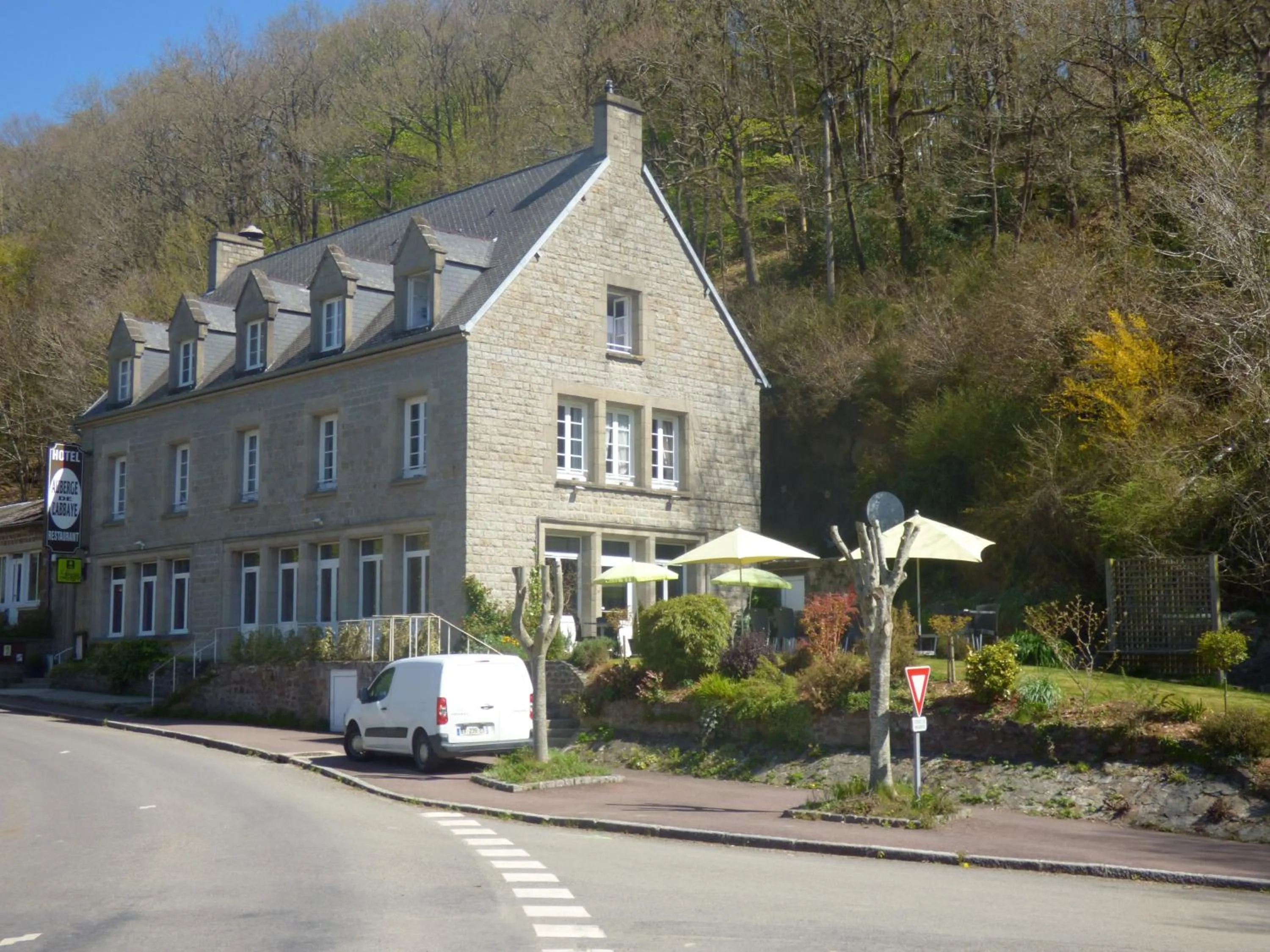Facade/entrance in Auberge De L'Abbaye-Logis Hôtel Restaurant