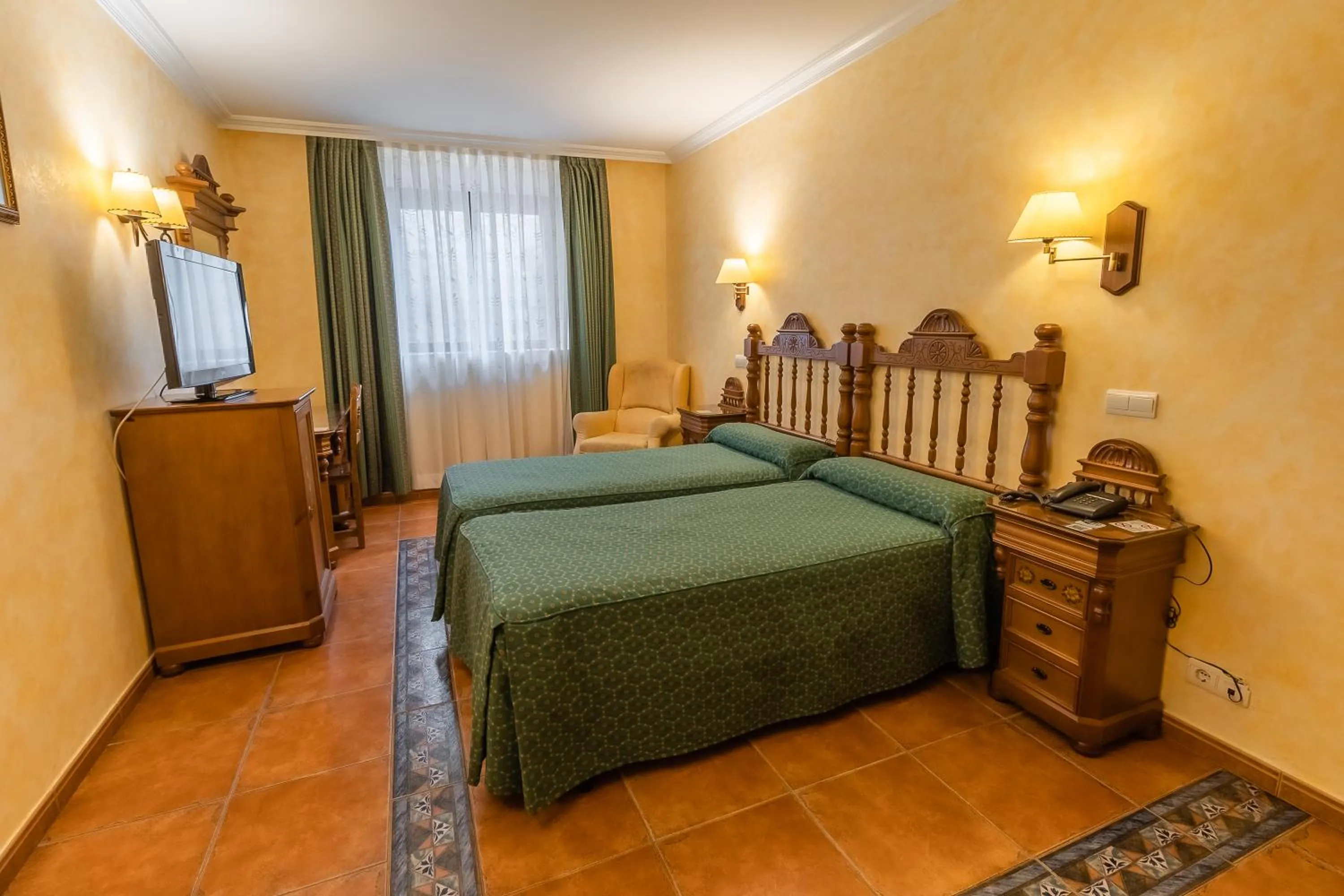 Photo of the whole room, Bed in Hotel Santo Domingo de Silos