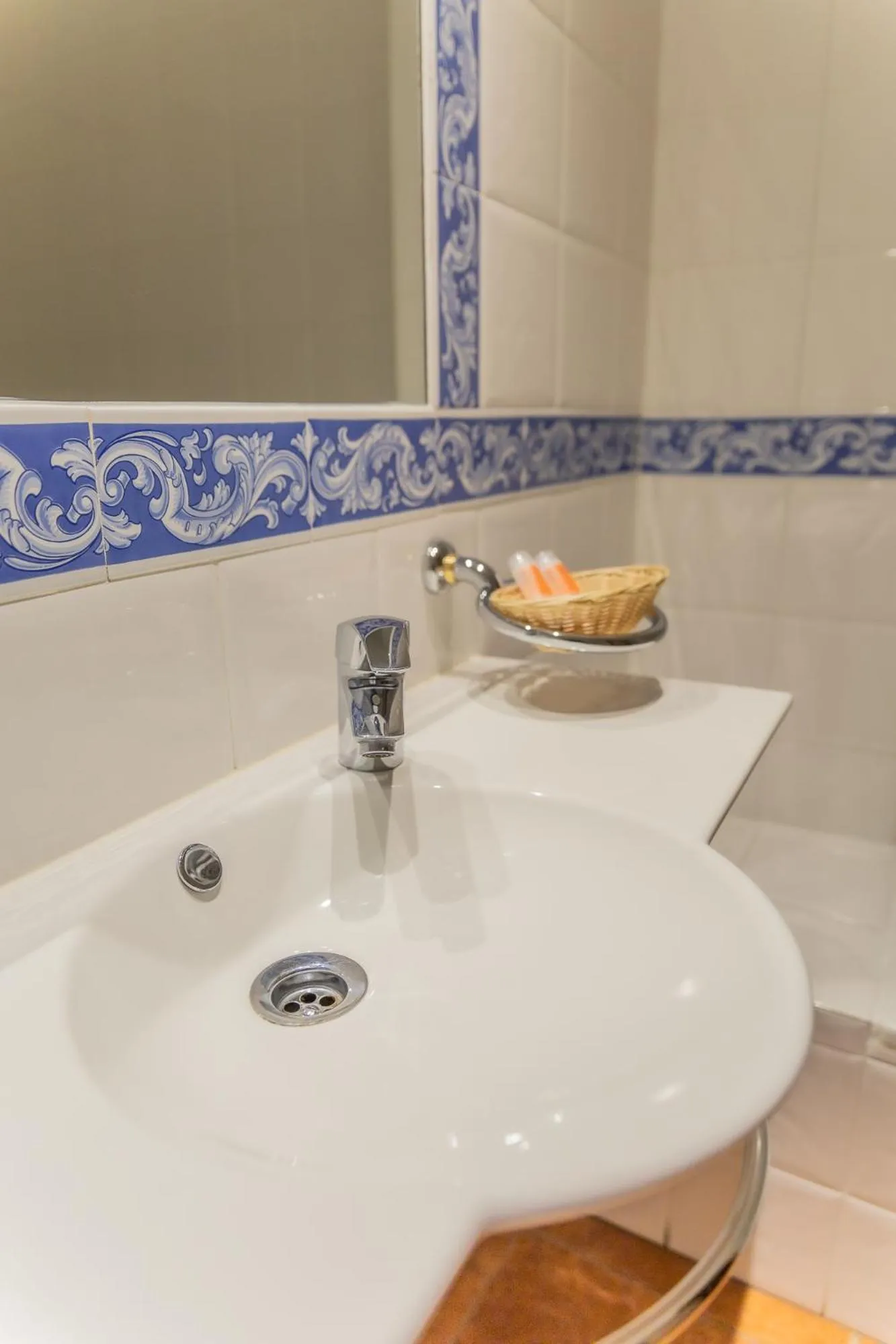 Bathroom in Hotel Santo Domingo de Silos