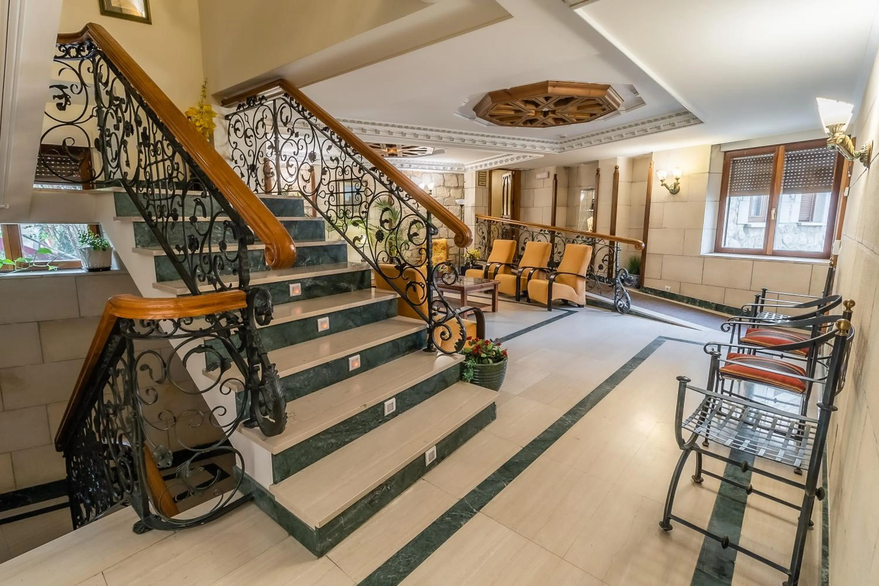 Lobby or reception in Hotel Santo Domingo de Silos
