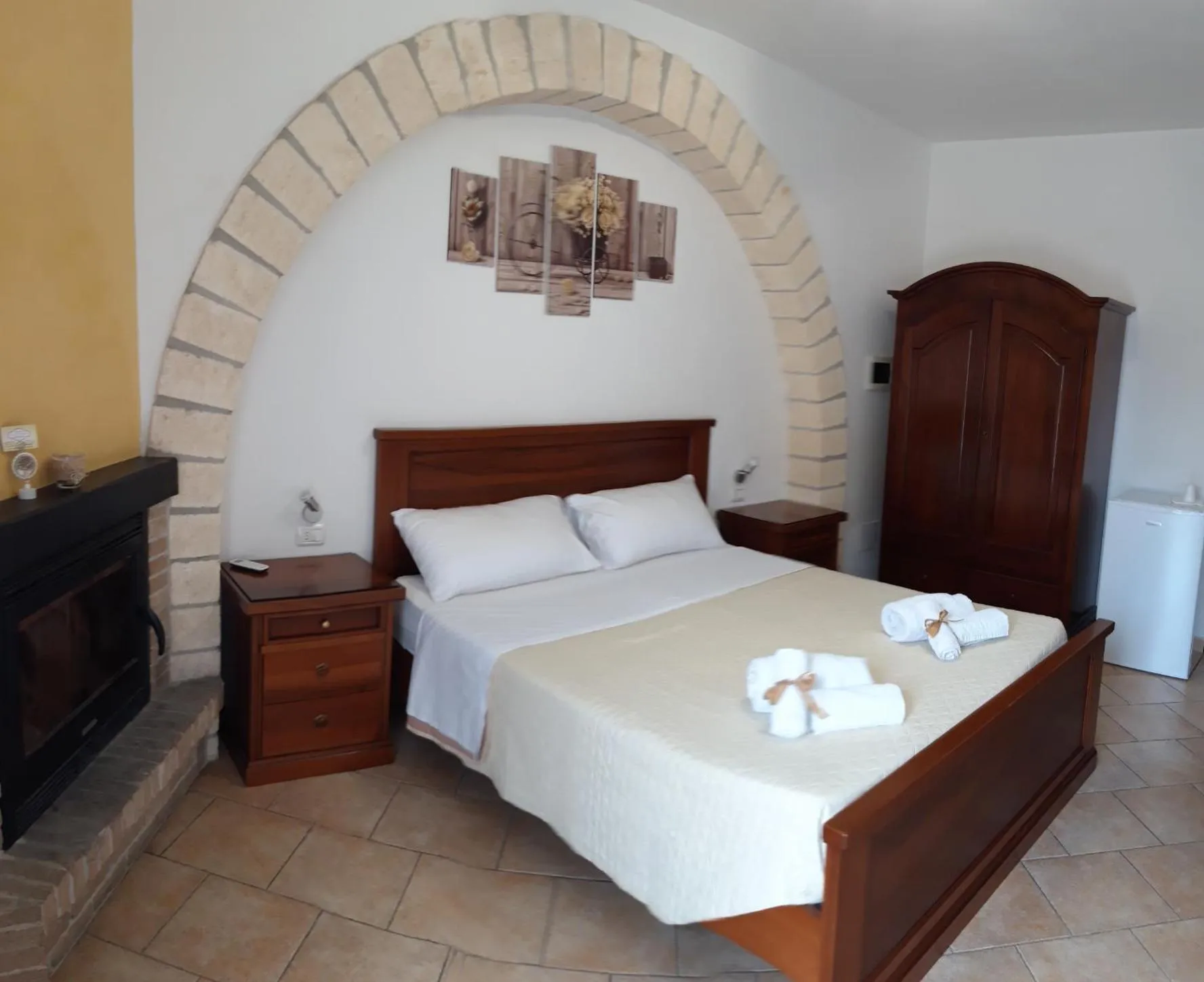 Bed in Borgo Degli Ulivi Rooms