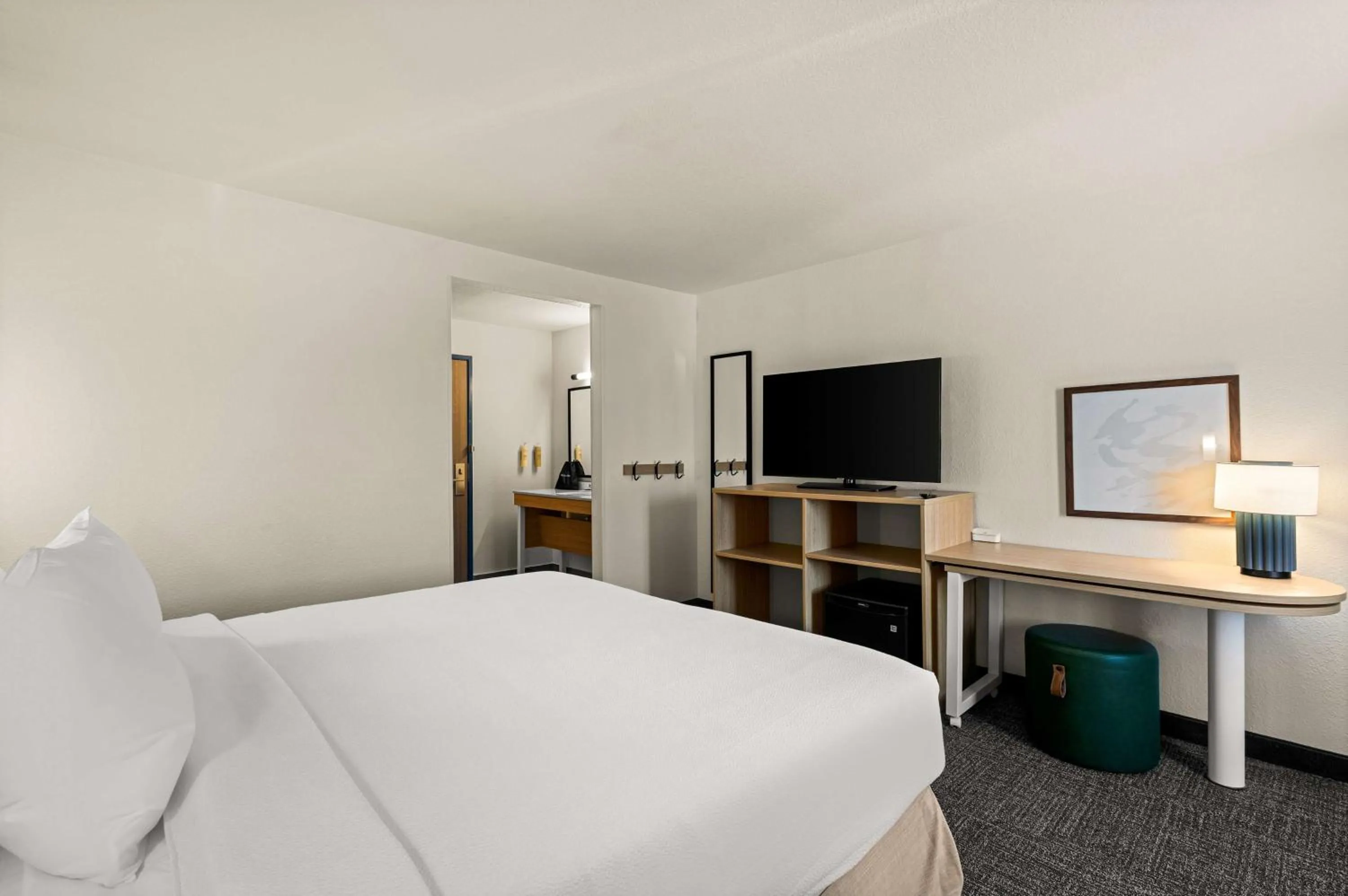 Bed in Spark By Hilton Fort Wayne