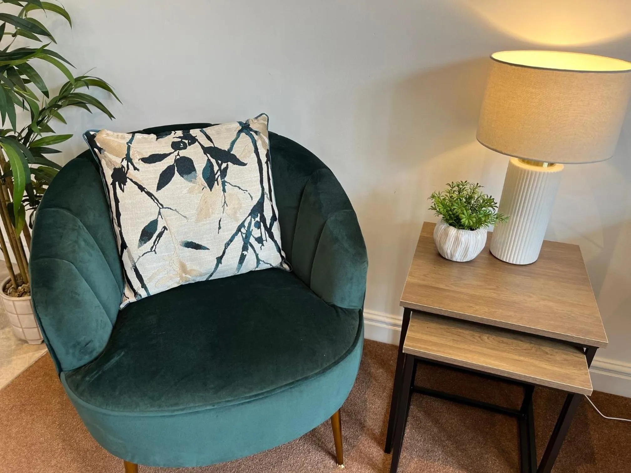 Castle Hotel & Apartments