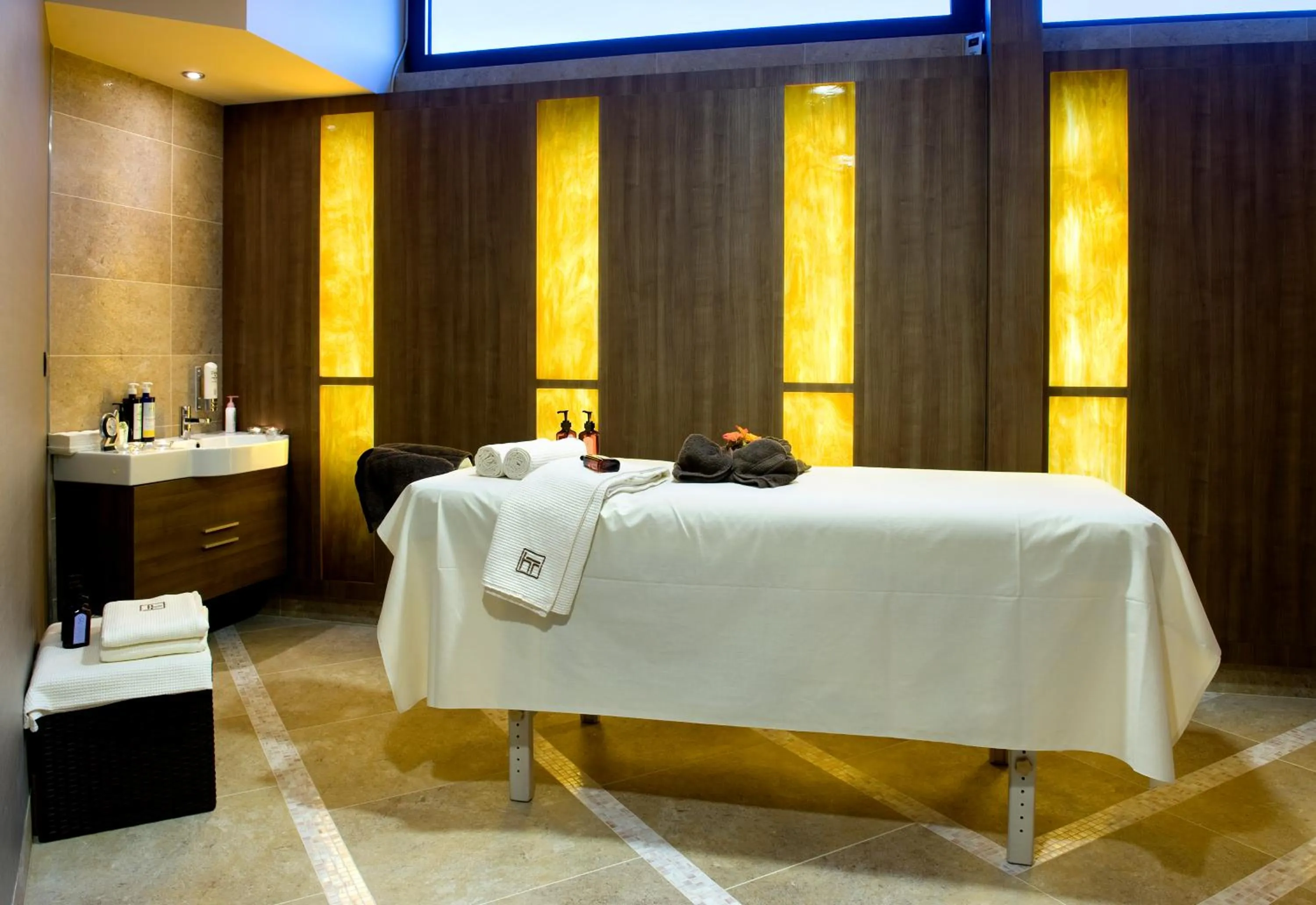 Massage, Bed in Hotel Turiec