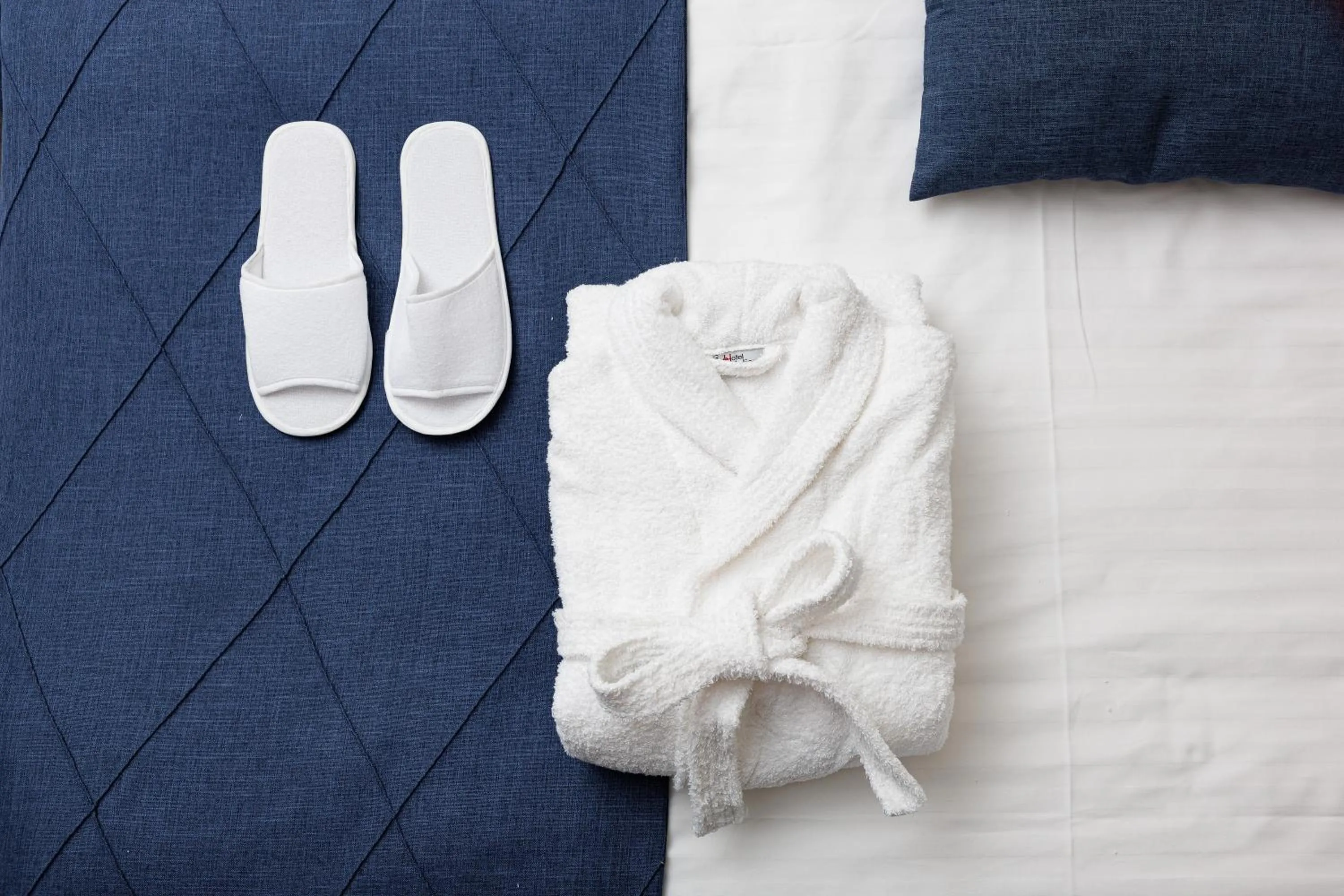 Photo of the whole room, Bed in Eurohotel