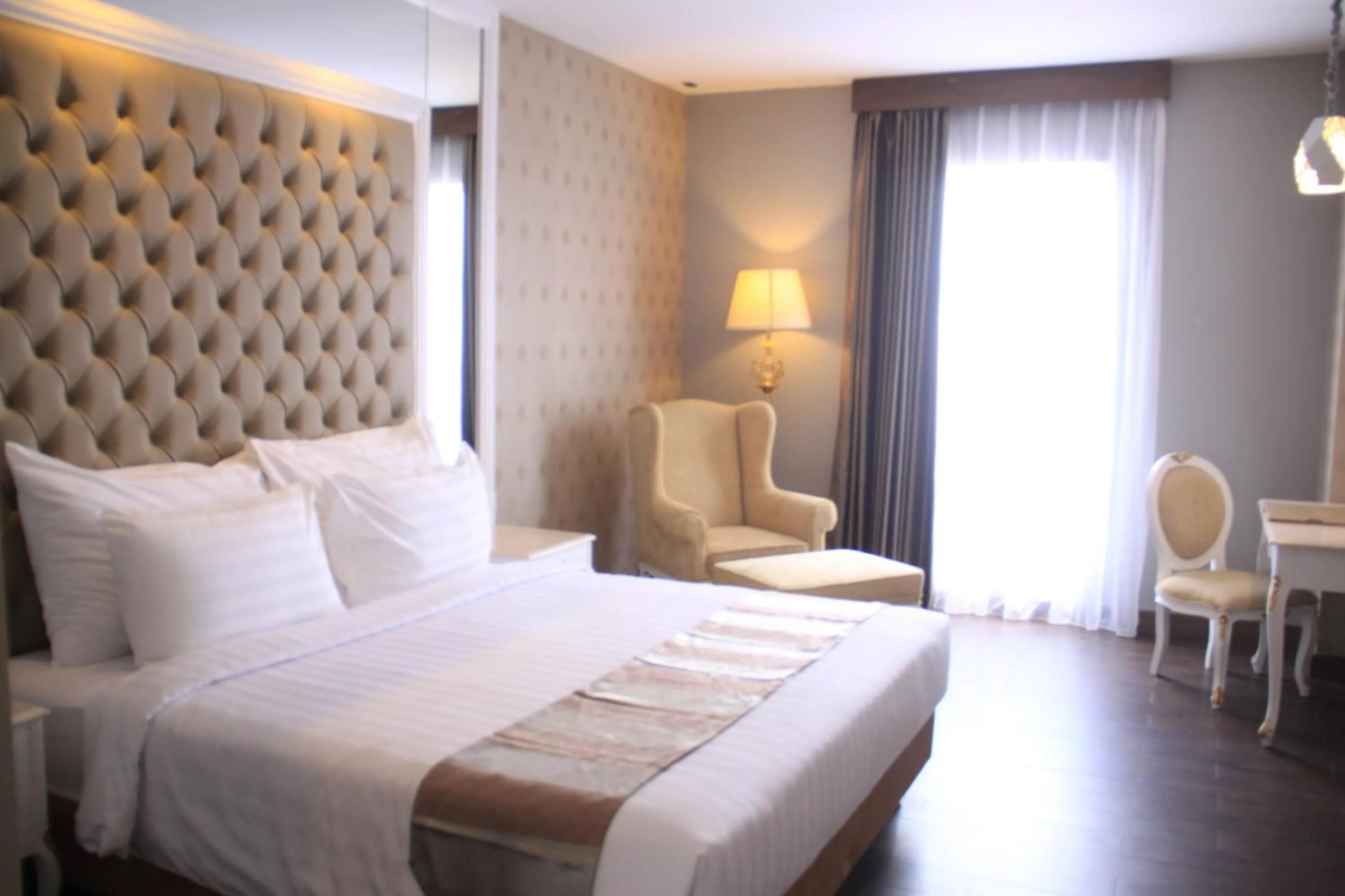 Bed in Savero Hotel Depok