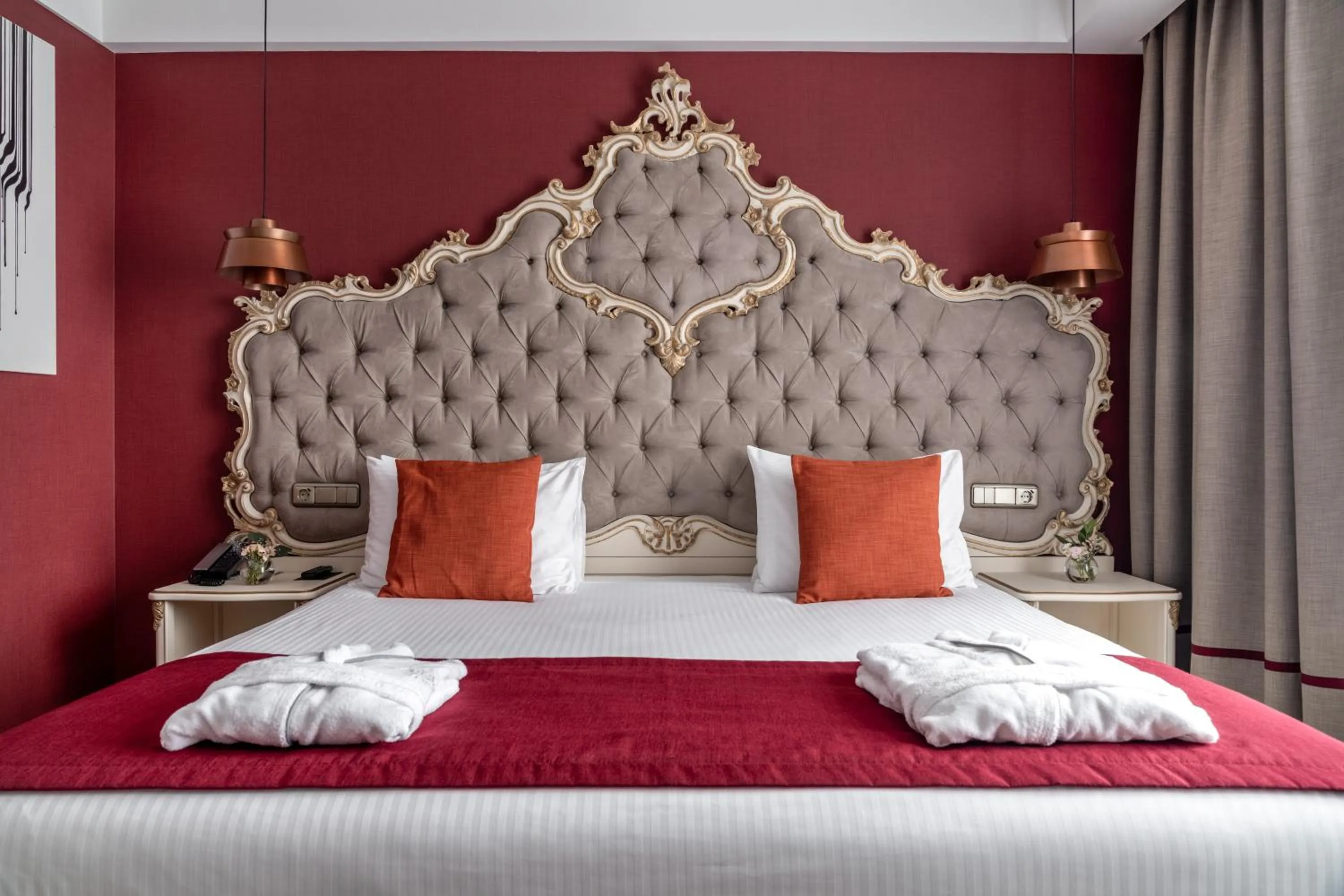 Bed in Grand Hotel Lviv Casino & Spa