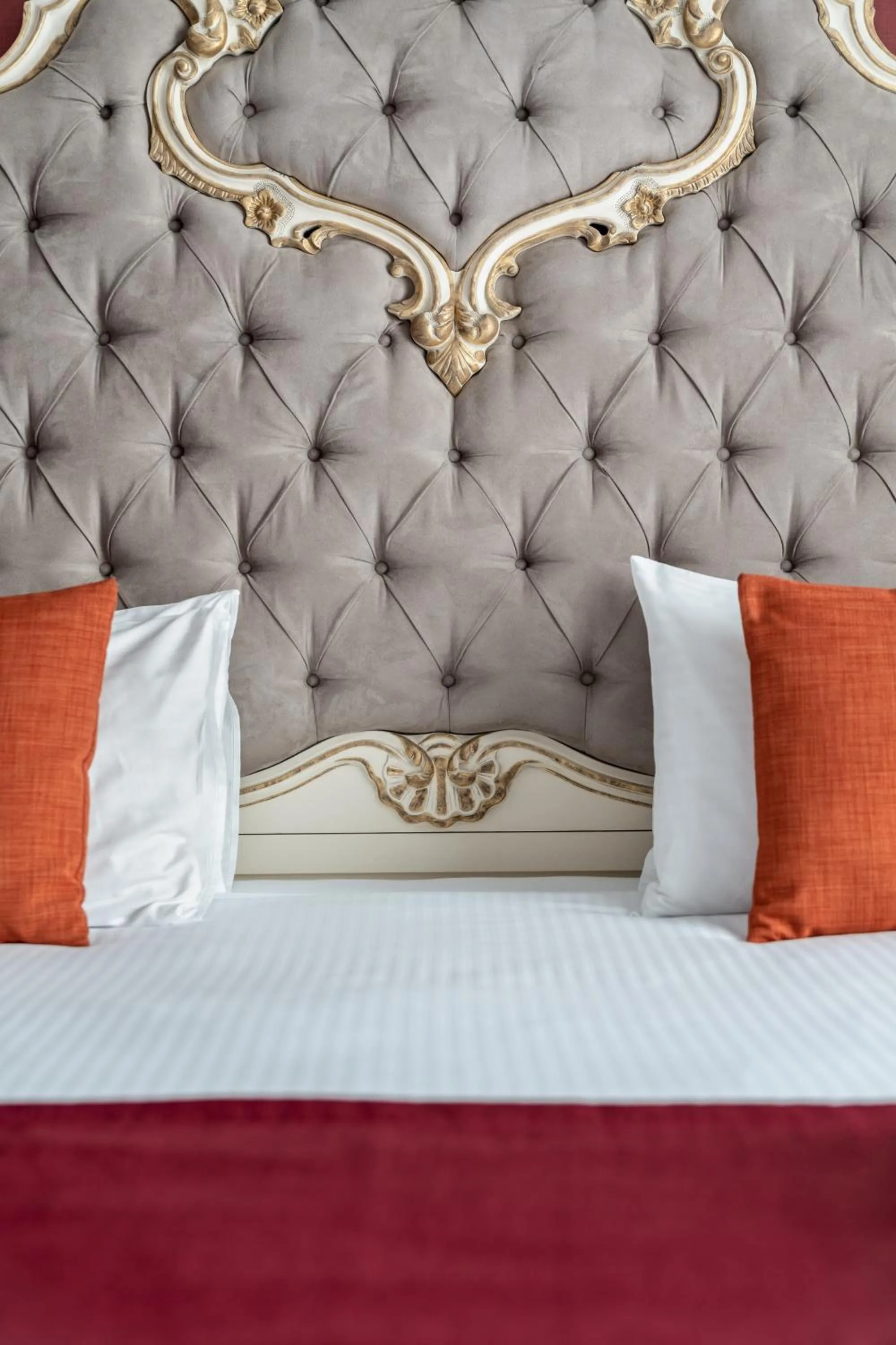 Bed in Grand Hotel Lviv Casino & Spa